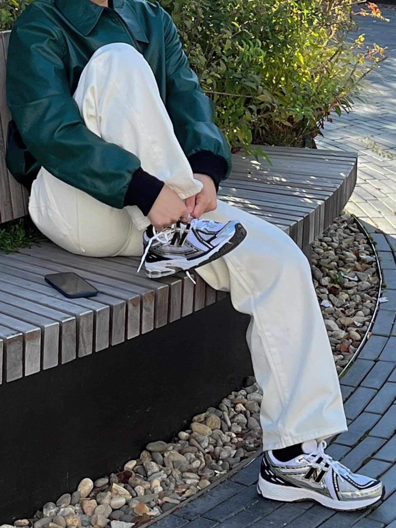 New Balance 1906R White Gold 착용 스타일 - 4