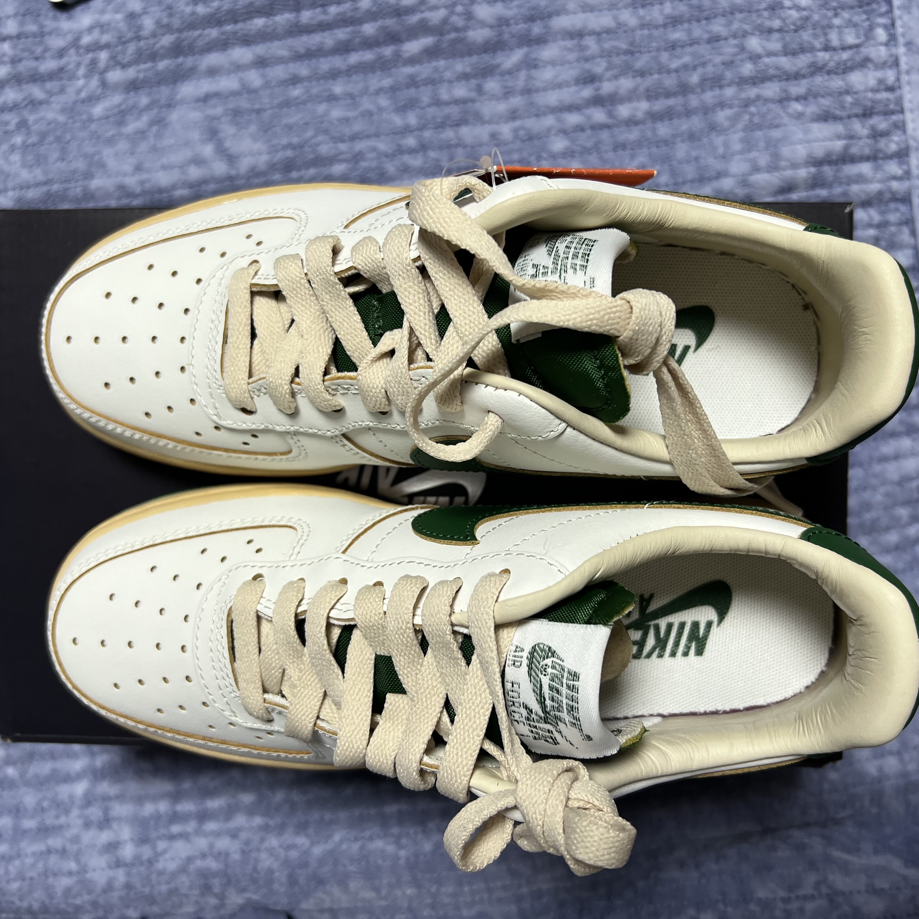 (W) Nike Air Force 1 Low Gorge Green 착용 스타일 - 1