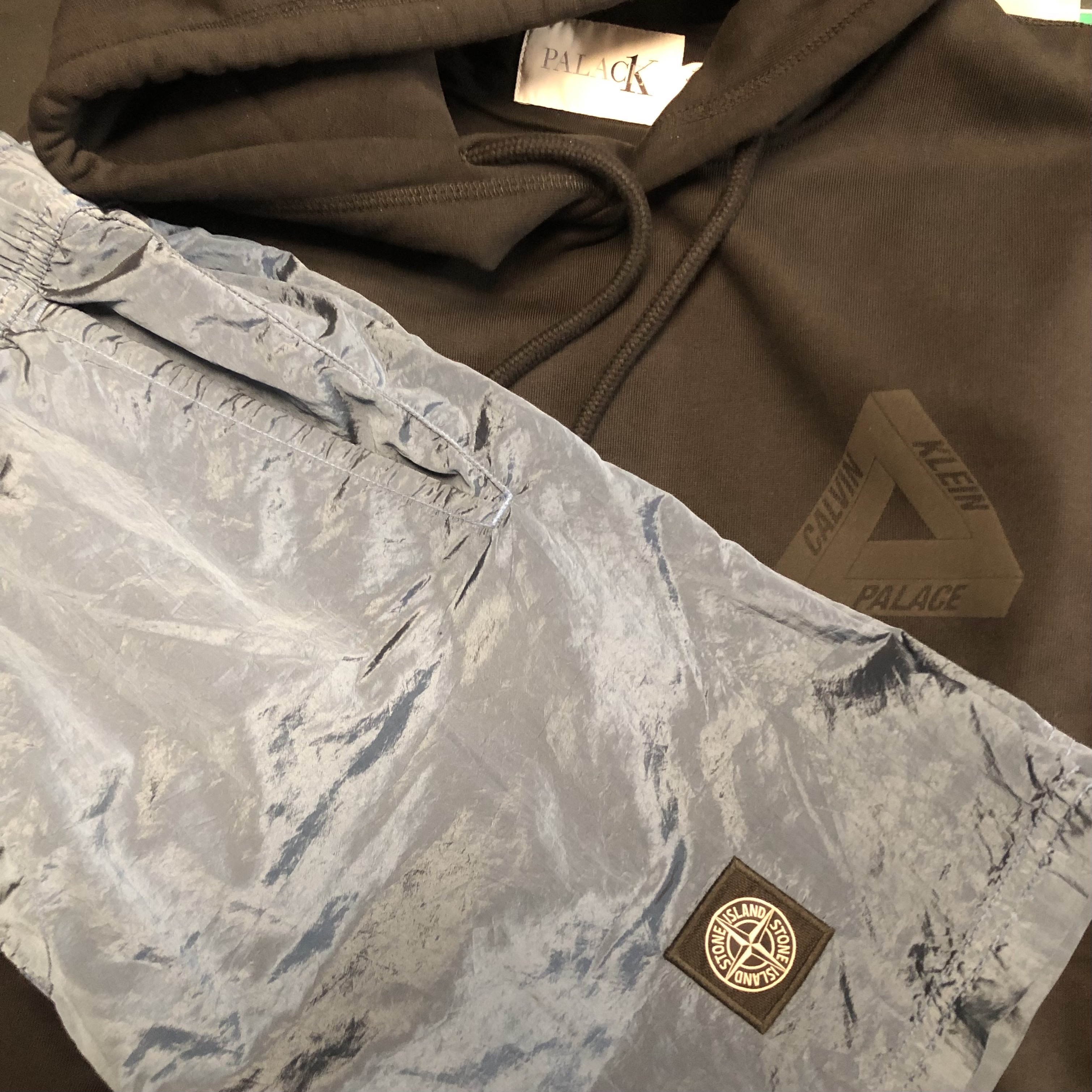 Stone Island B0943 Nylon Metal Swimming Trunk Powder Blue - 22SS, Palace x CK1 Tri-Ferg Hood Black - 22SS 착용 스타일