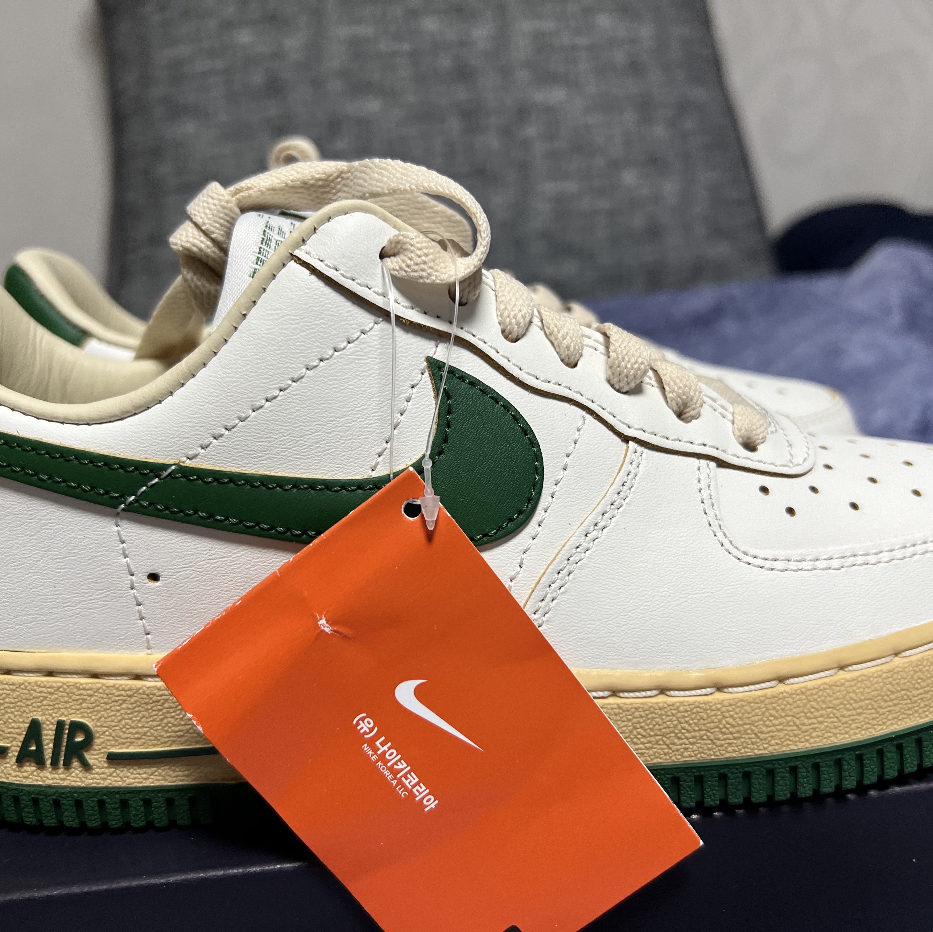 (W) Nike Air Force 1 Low Gorge Green 착용 스타일 - 2