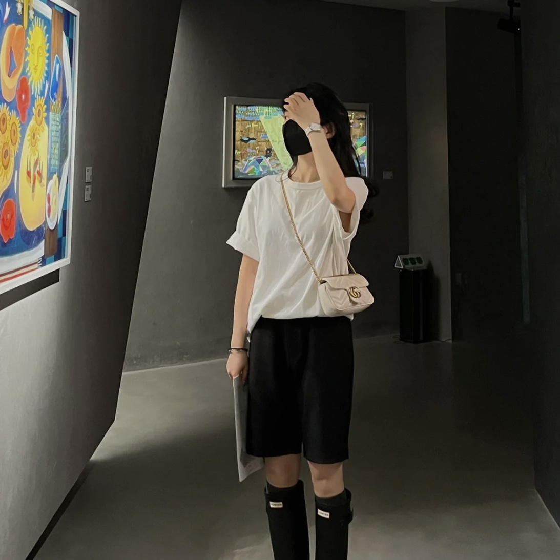 (W) Hunter Original Tall Rain Boots Black 착용 스타일