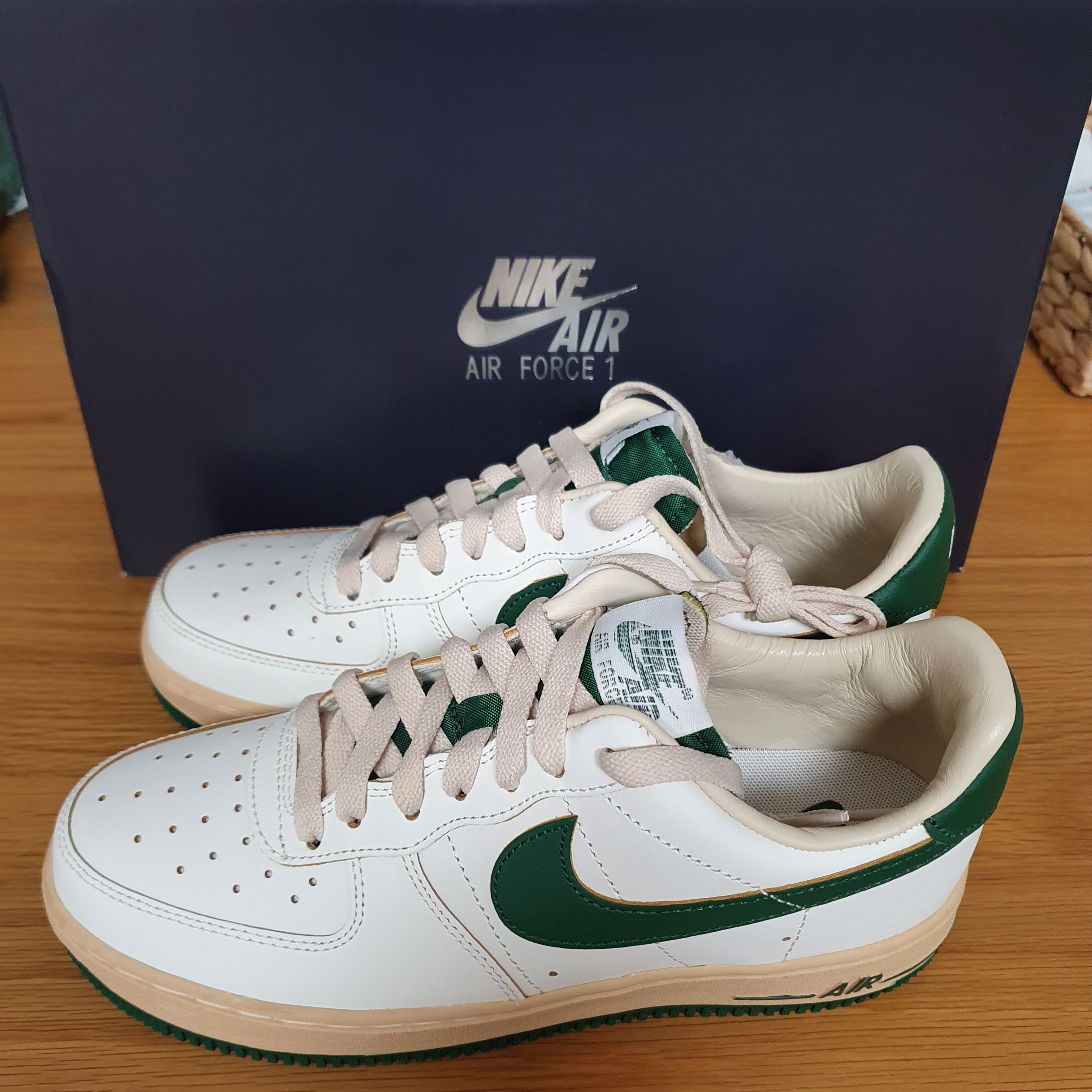 (W) Nike Air Force 1 Low Gorge Green 착용 스타일 - 2