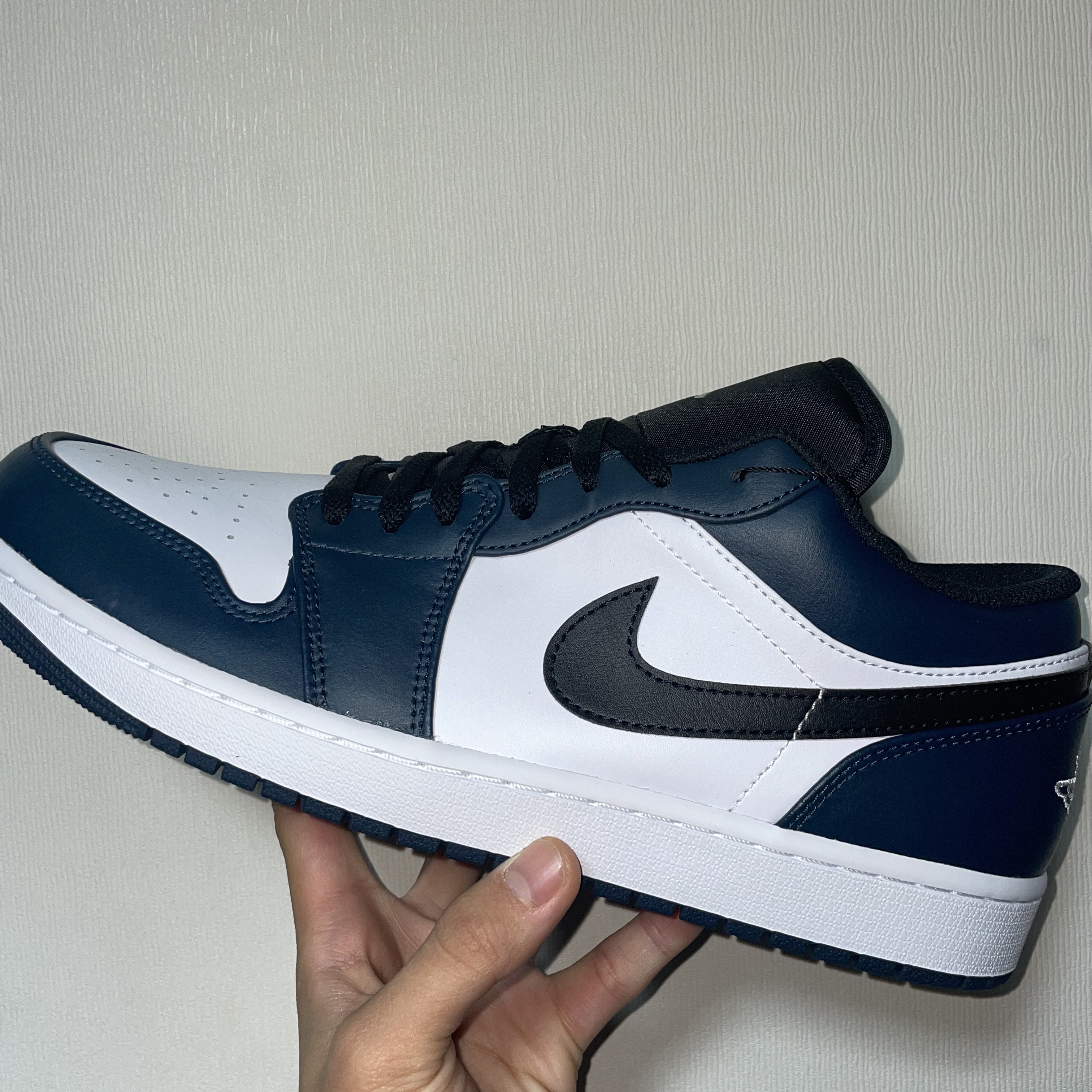 Jordan 1 Low Dark Teal 착용 스타일 - 1