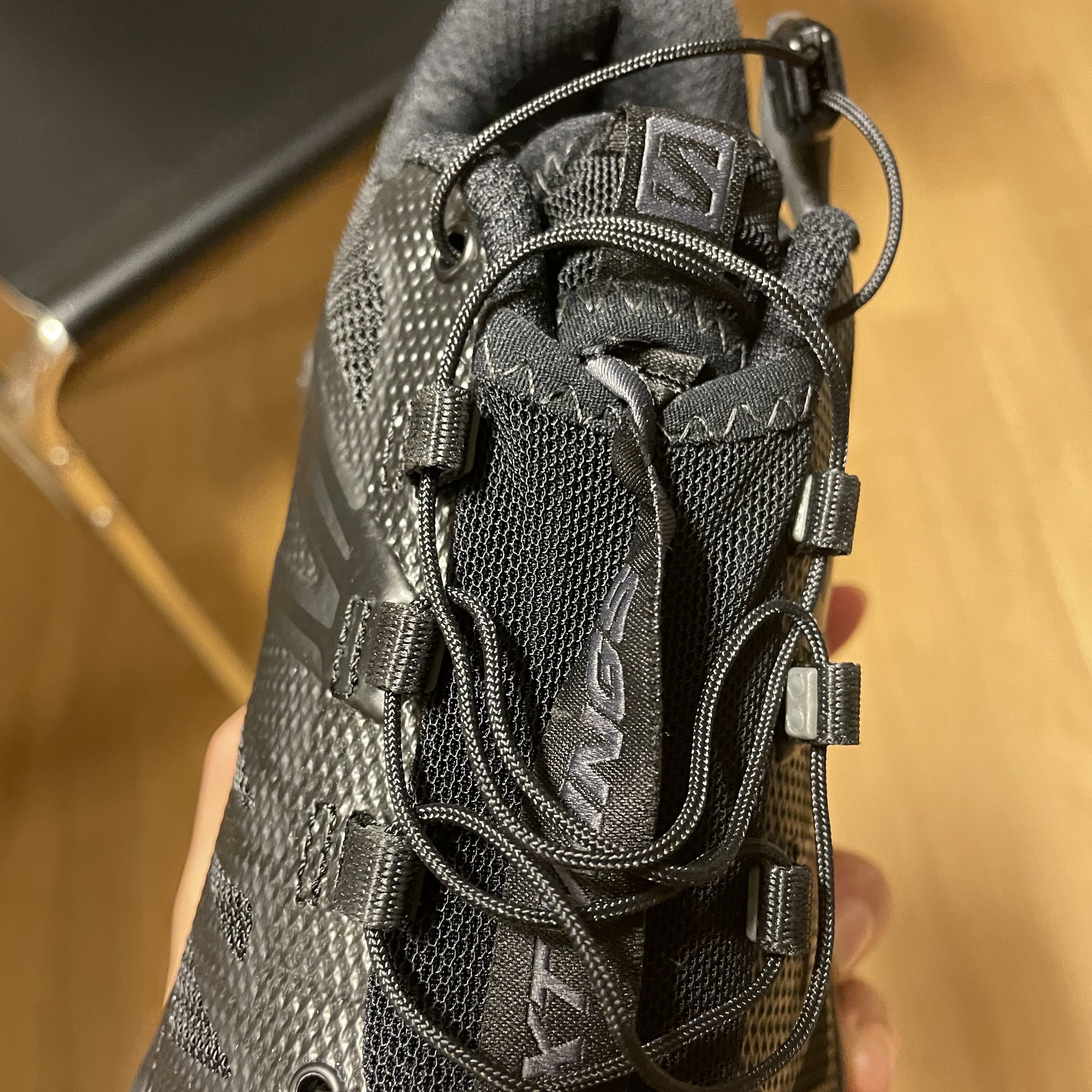 Salomon XT-Wings 2 ADV Black 착용 스타일