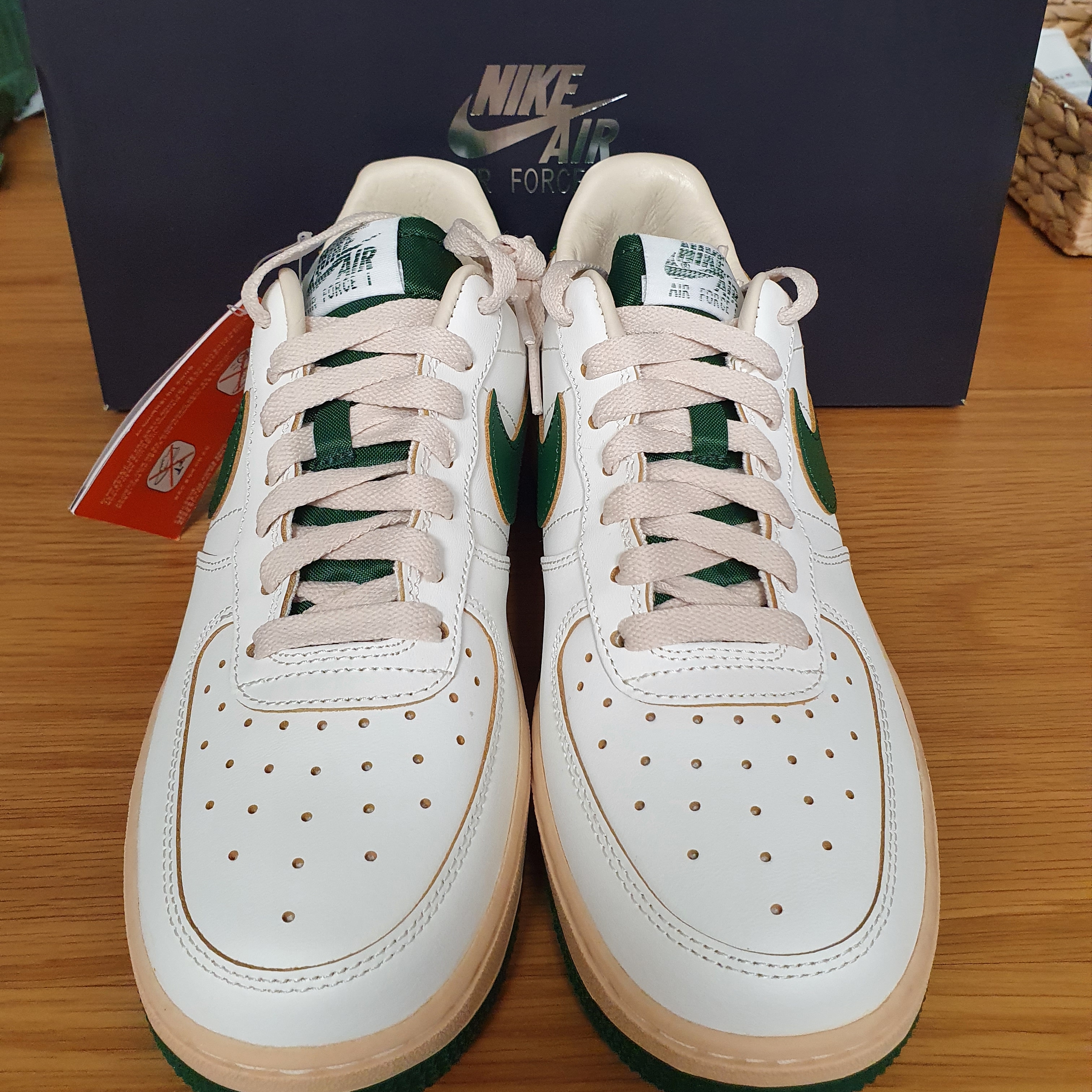 (W) Nike Air Force 1 Low Gorge Green 착용 스타일 - 1