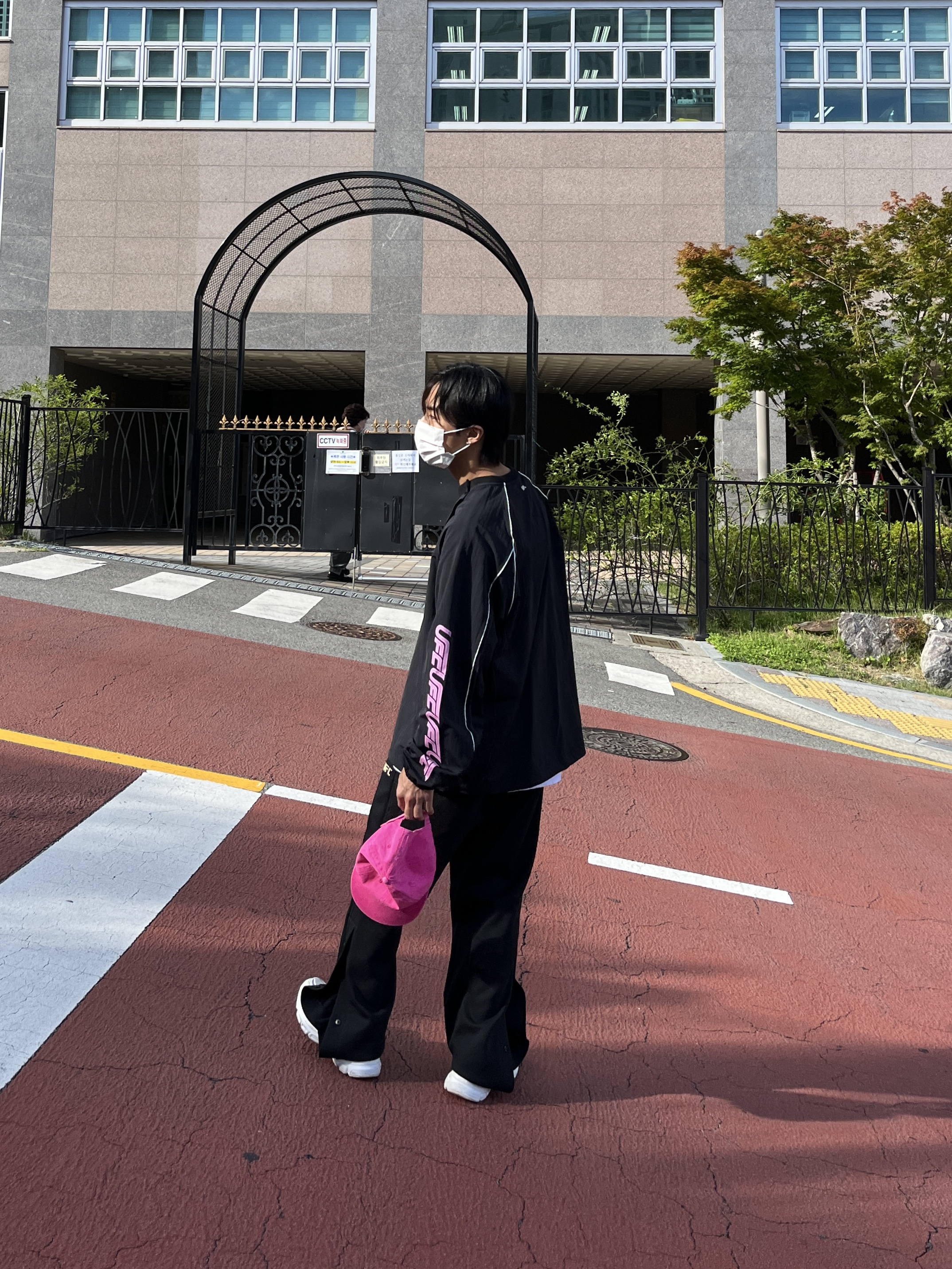 Stussy Washed Stock Low Pro Cap Magenta 착용 스타일 - 2
