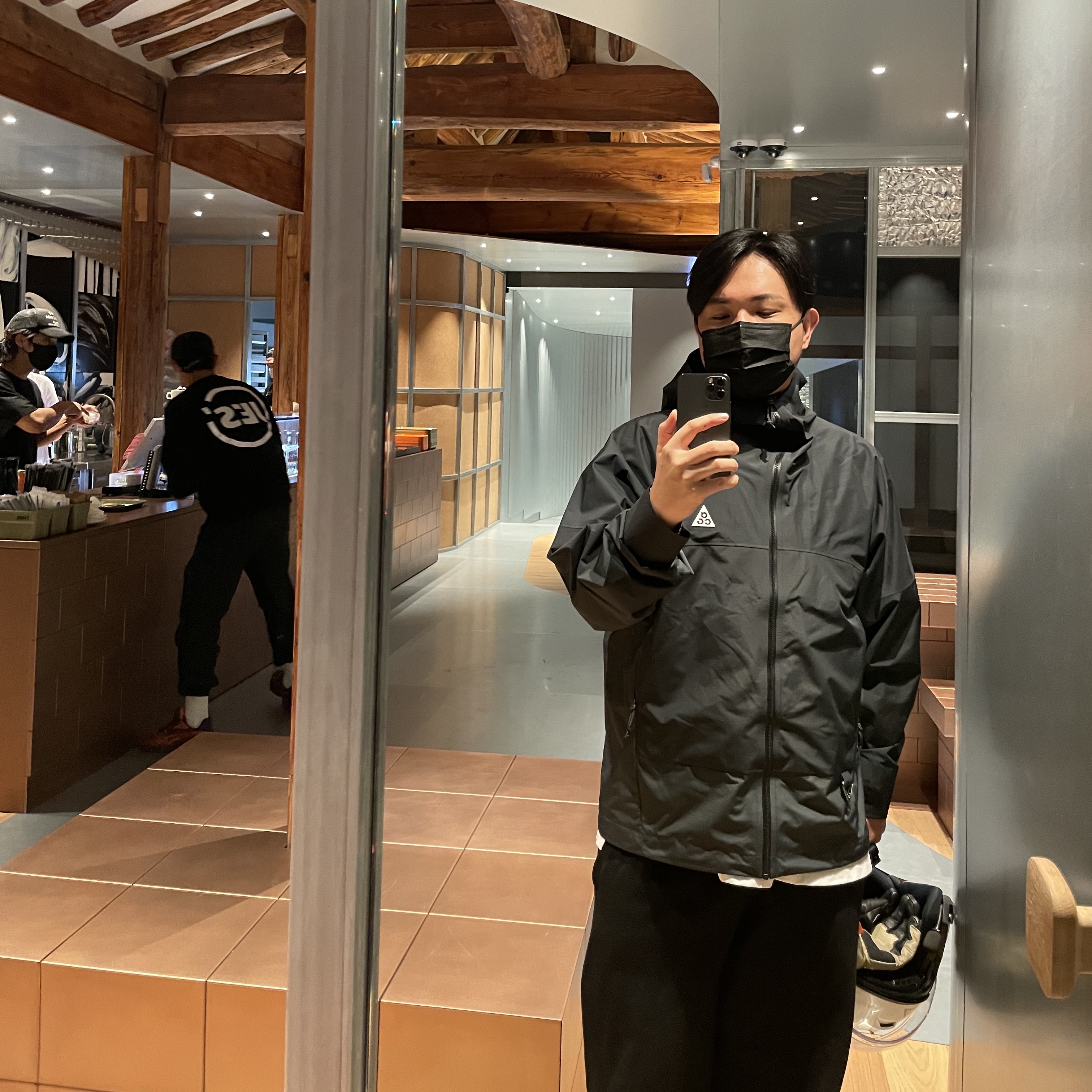 Nike ACG Storm-Fit ADV Cascade Rains Full Zip Shell Jacket Off Noir - Asia 착용 스타일