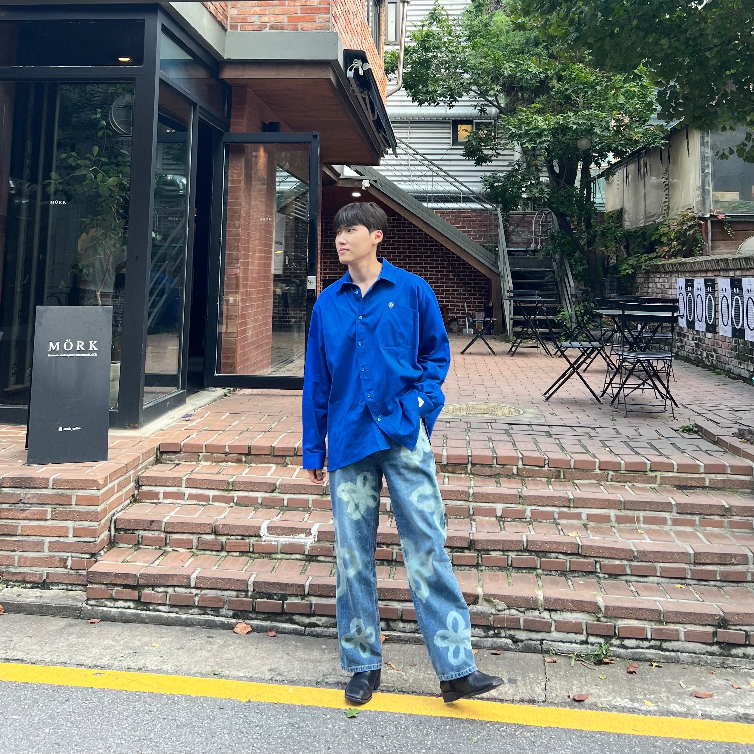 Ader Error Speric Logo Shirt Z-Blue 착용 스타일 - 1