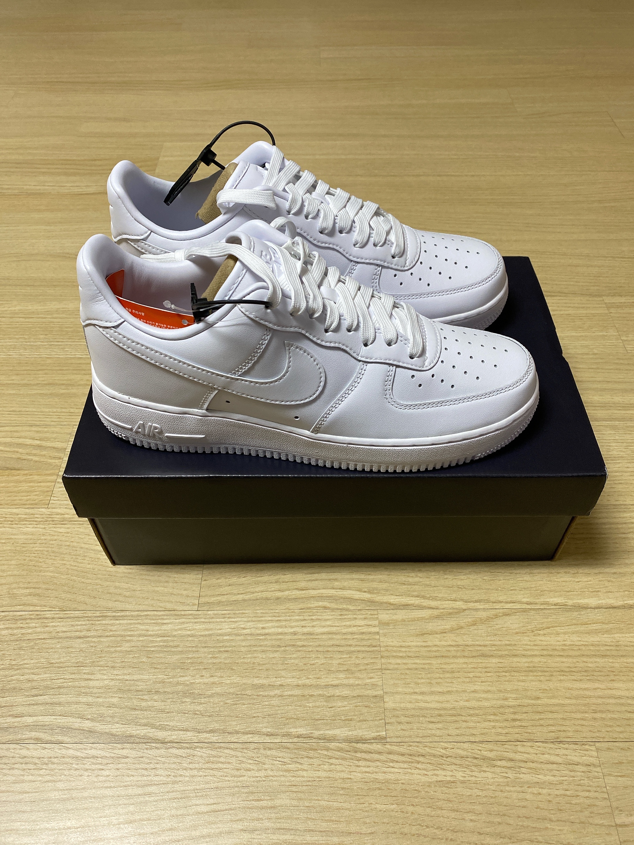 Nike Air Force 1 '07 Fresh White 착용 스타일 - 2