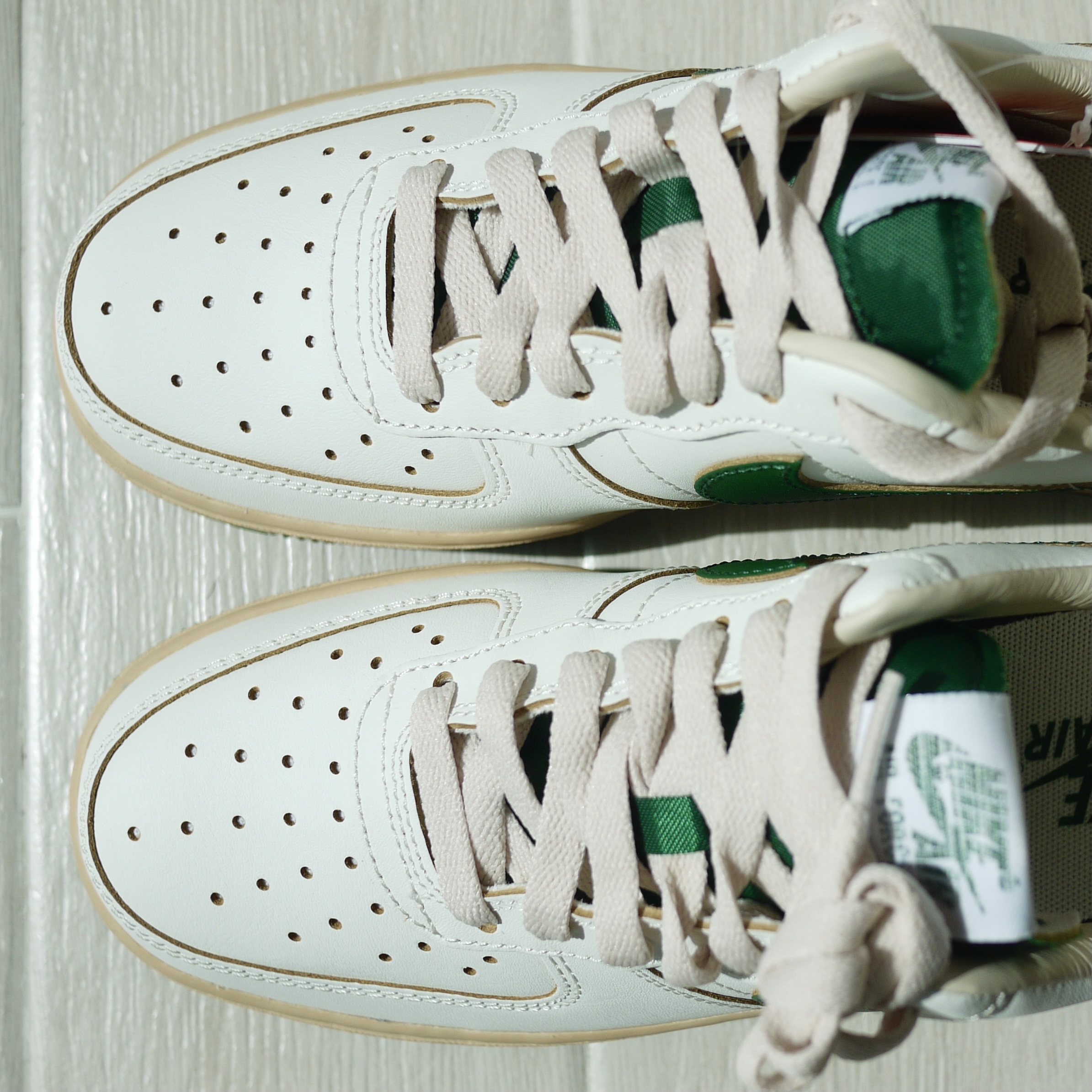 (W) Nike Air Force 1 Low Gorge Green 착용 스타일 - 2