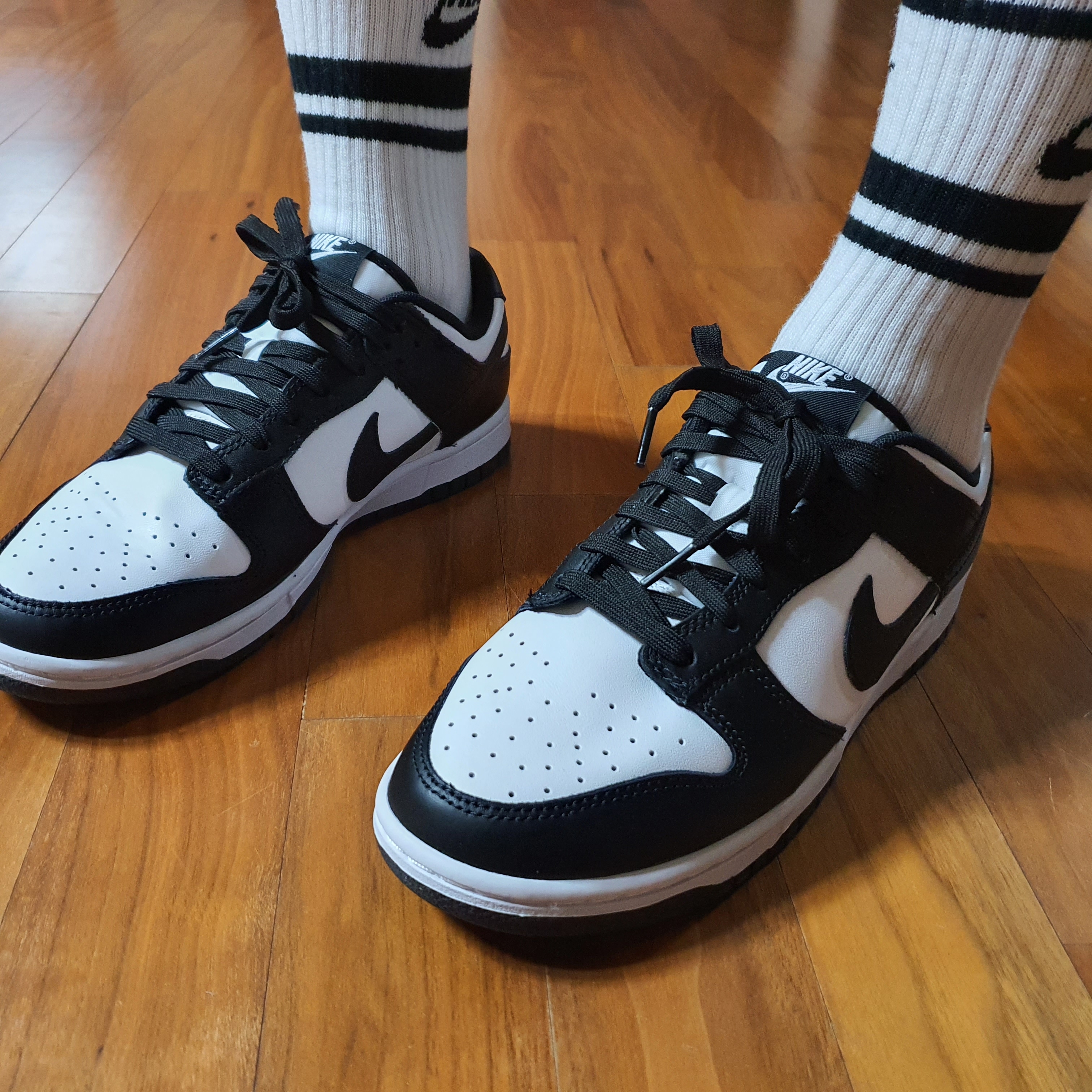 Nike Dunk Low Retro Black 착용 스타일