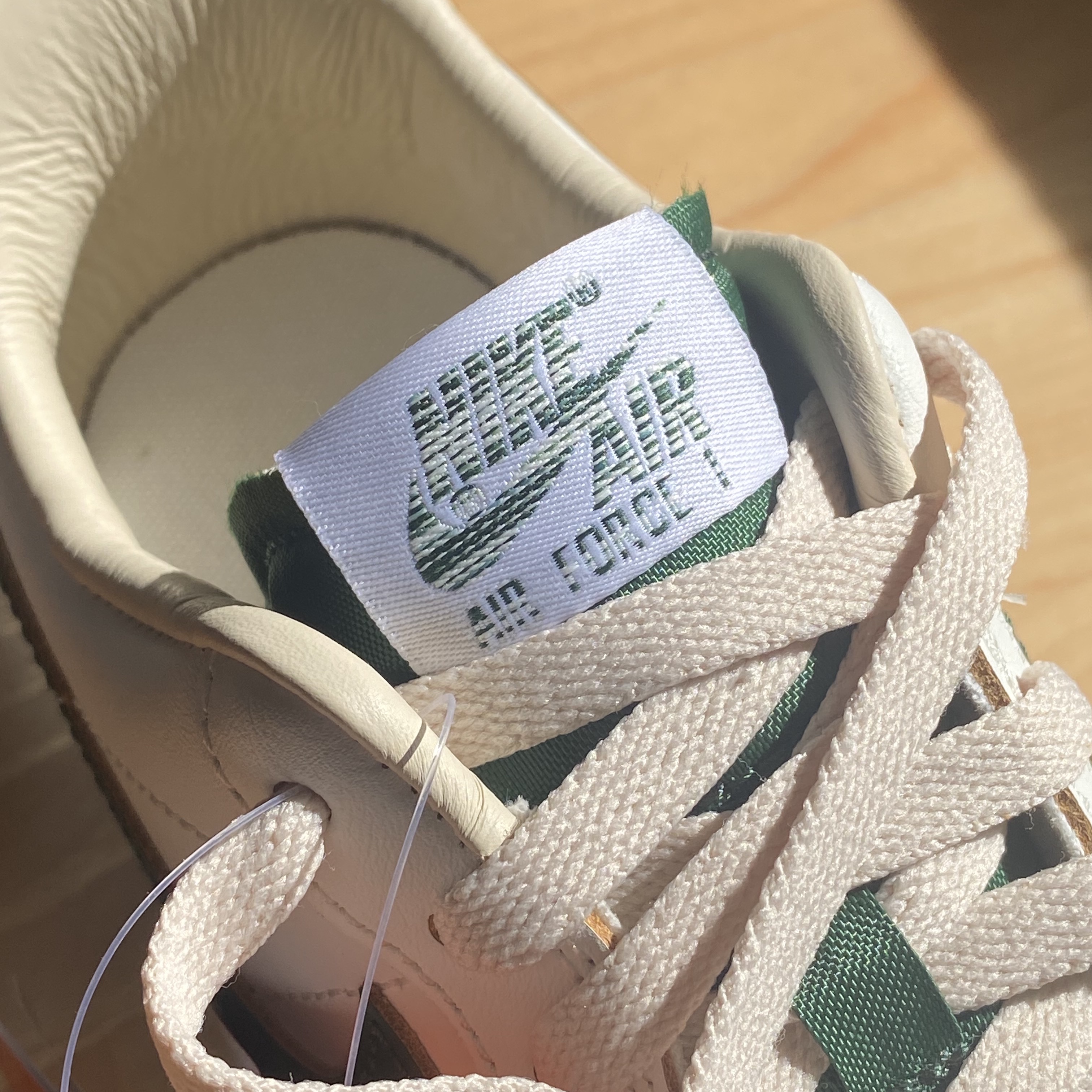 (W) Nike Air Force 1 Low Gorge Green 착용 스타일 - 3