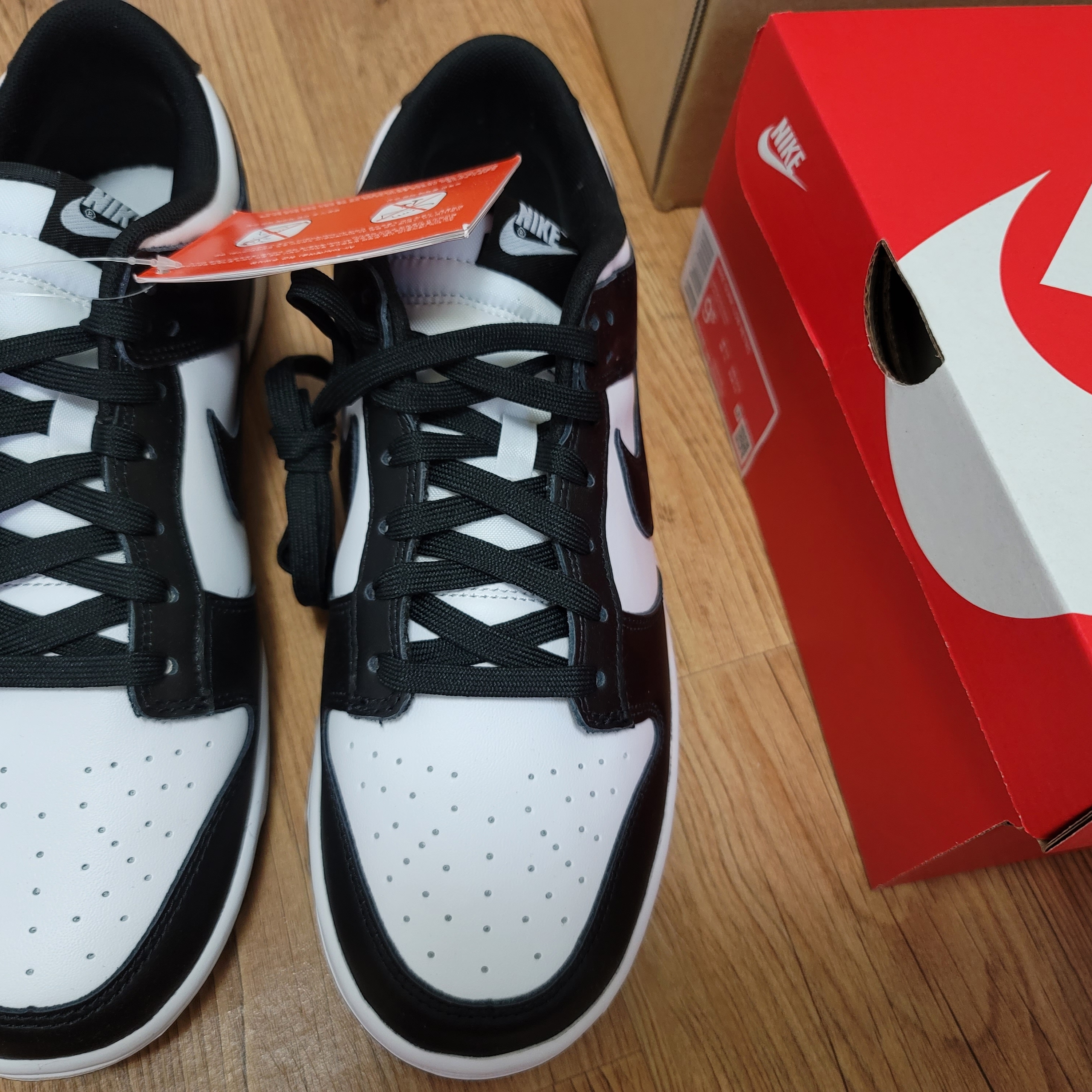 Nike Dunk Low Retro Black 착용 스타일 - 5