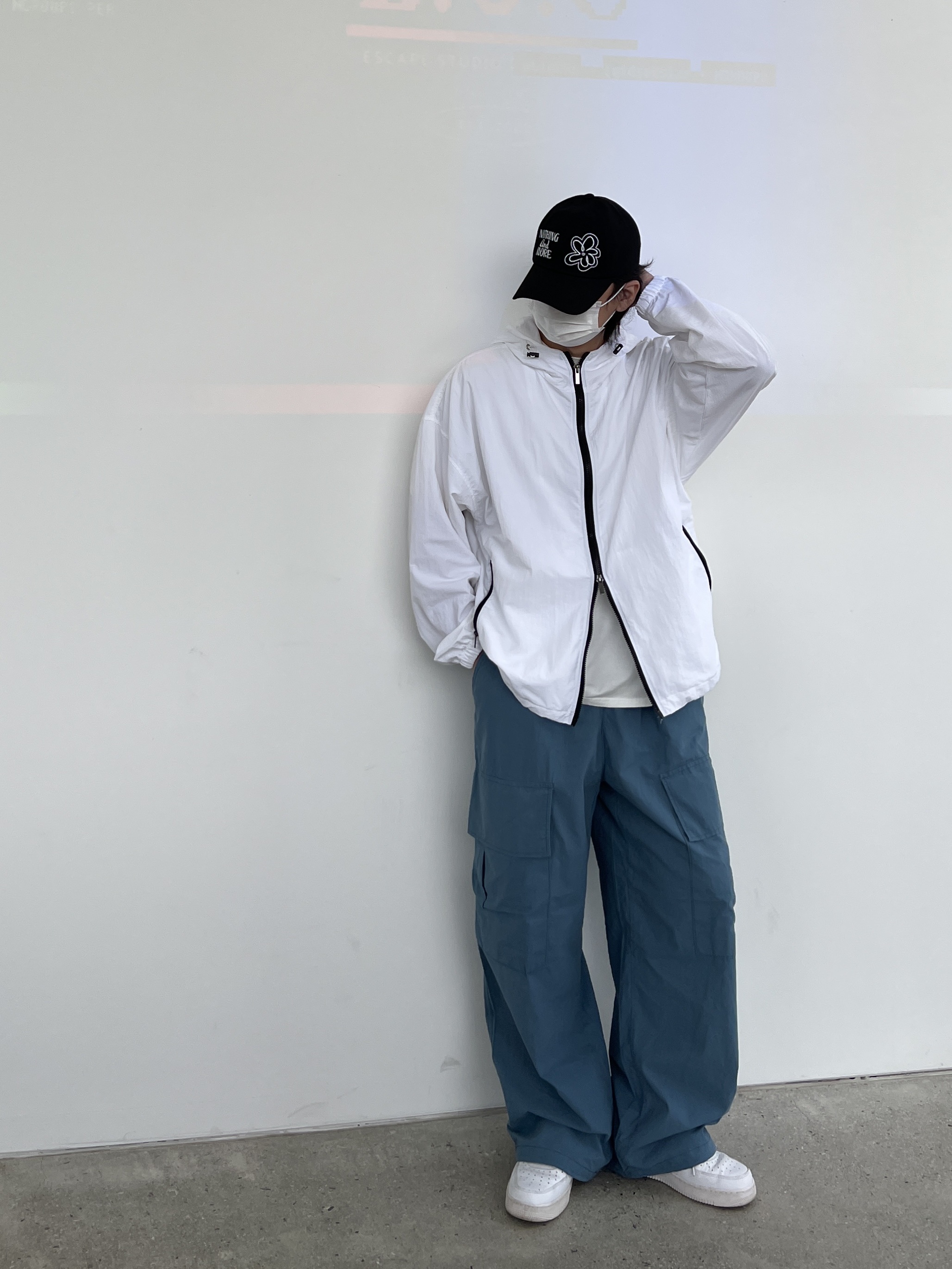Nike Air Force 1 '07 Low White 착용 스타일 - 1