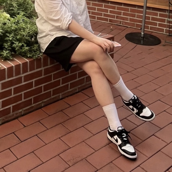 (W) Nike Dunk Low Black 착용 스타일