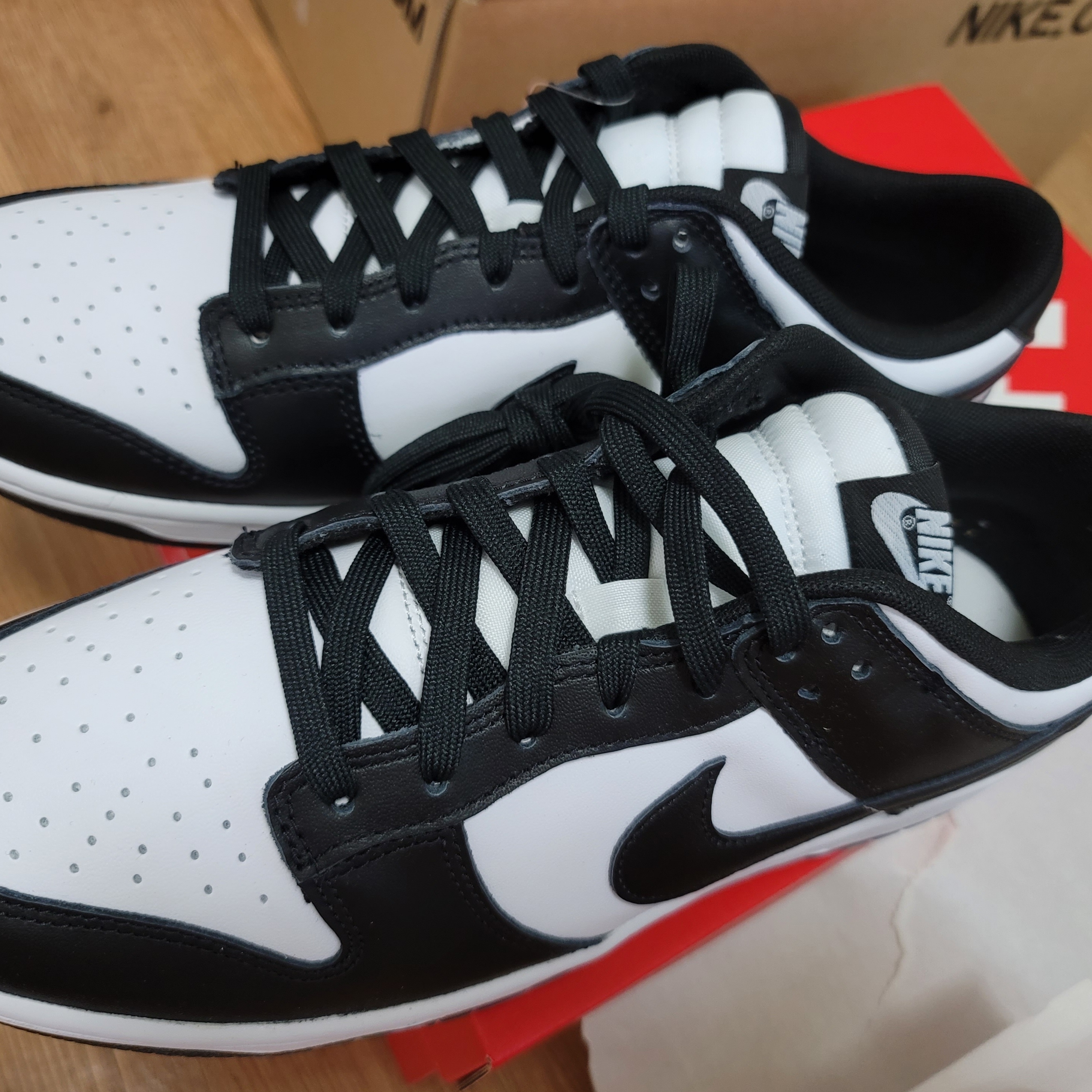 Nike Dunk Low Retro Black 착용 스타일 - 3