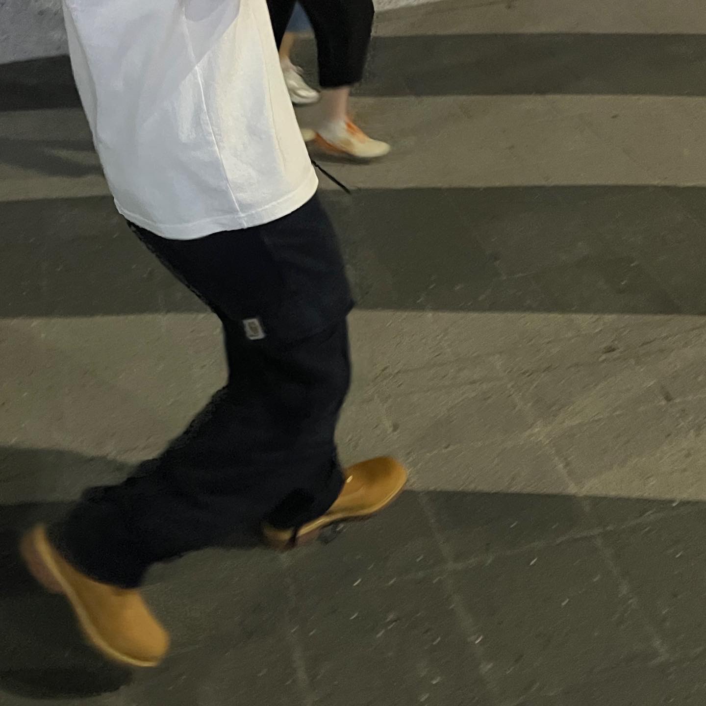 Timberland x Comme des Garcons Shirt x Supreme 6 Inch Boot Wheat - Medium 착용 스타일 - 2