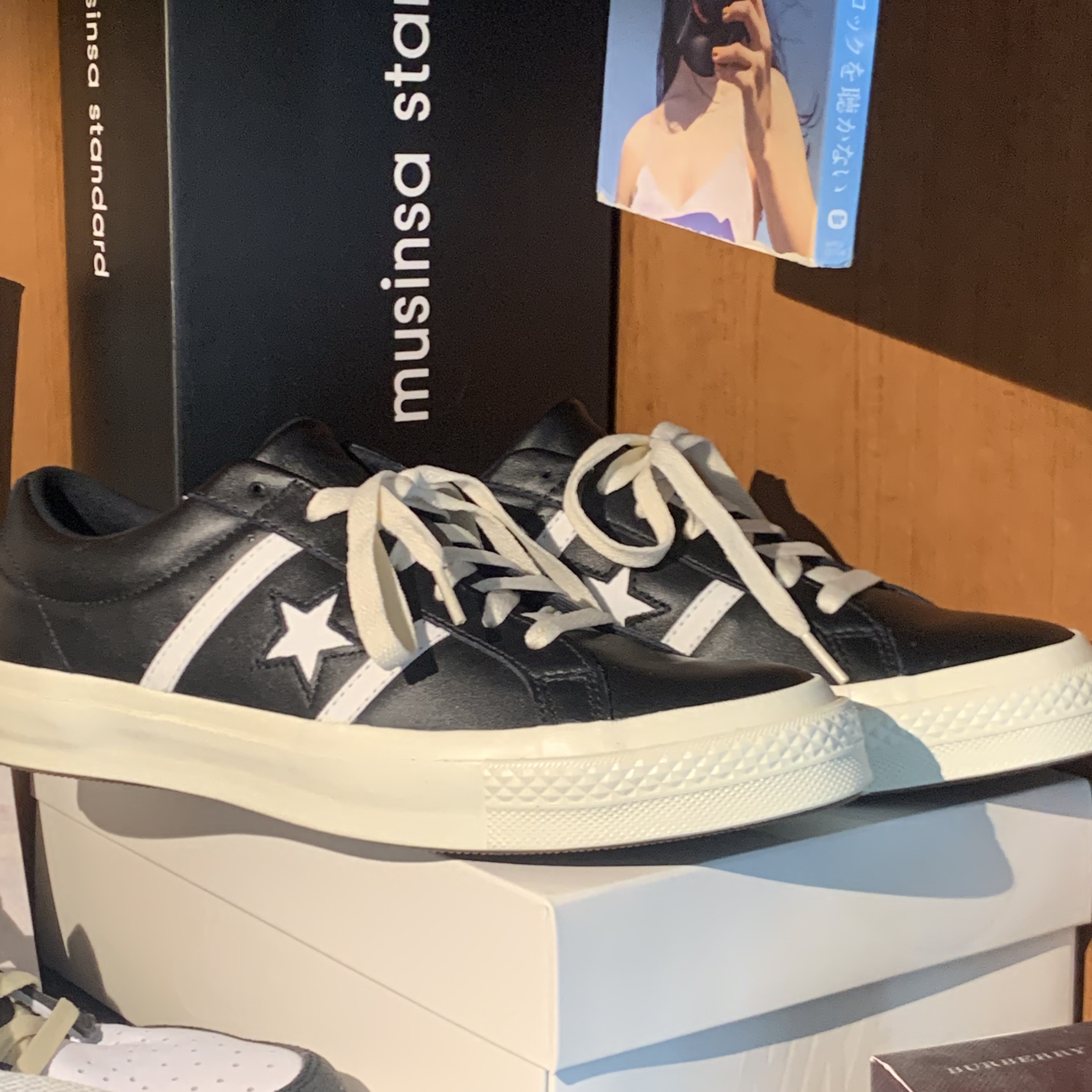 Converse One Star Academy Ox Black White 착용 스타일