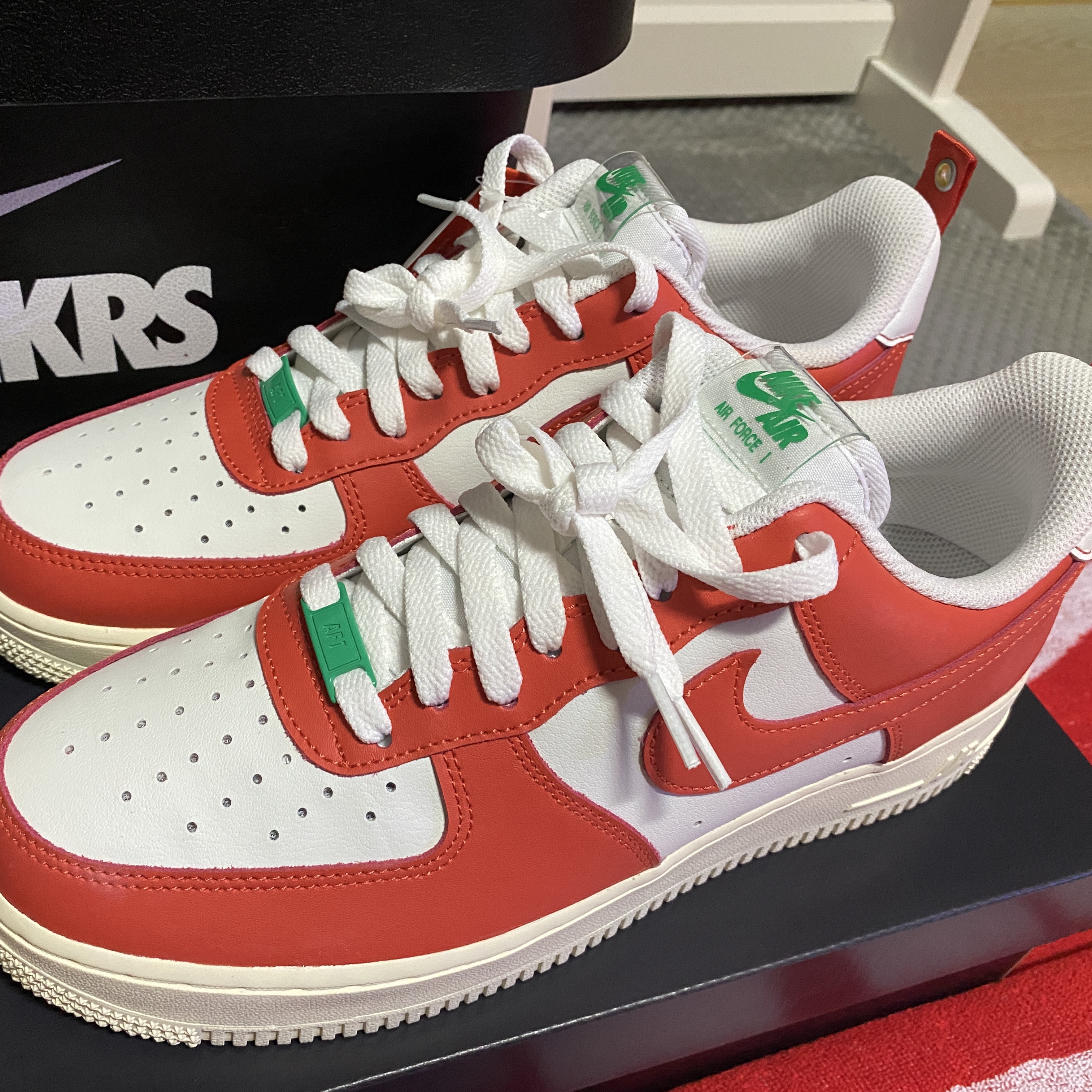 Nike Air Force 1 '07 LV8 Pojangmacha 착용 스타일 - 1