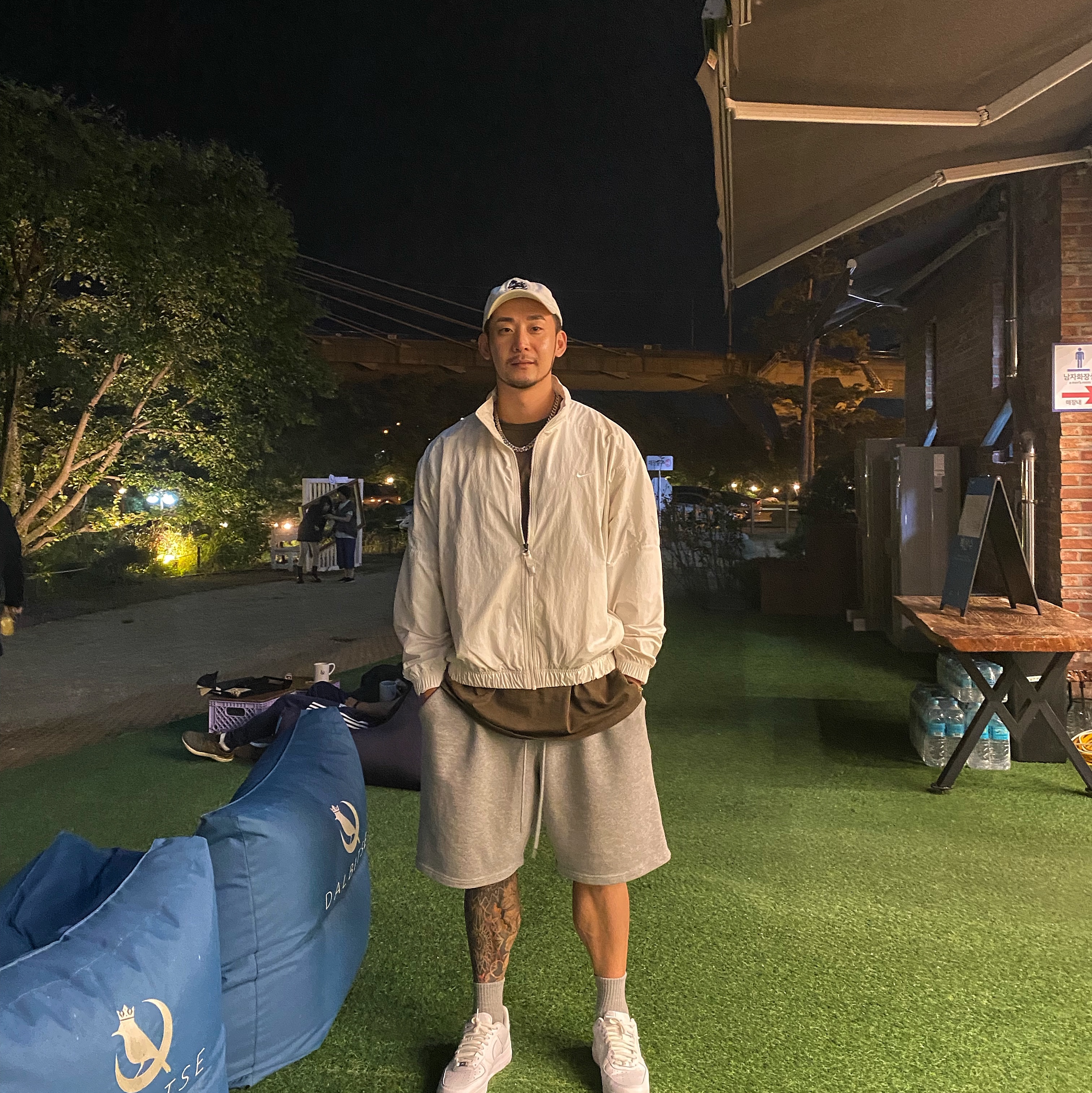 Nike NRG Solo Swoosh Woven Track Jacket Phantom White - Asia, Nike Air Force 1 '07 Low White 착용 스타일