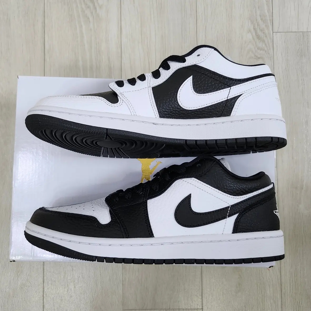 (W) Jordan 1 Low SE Black White 착용 스타일 - 4