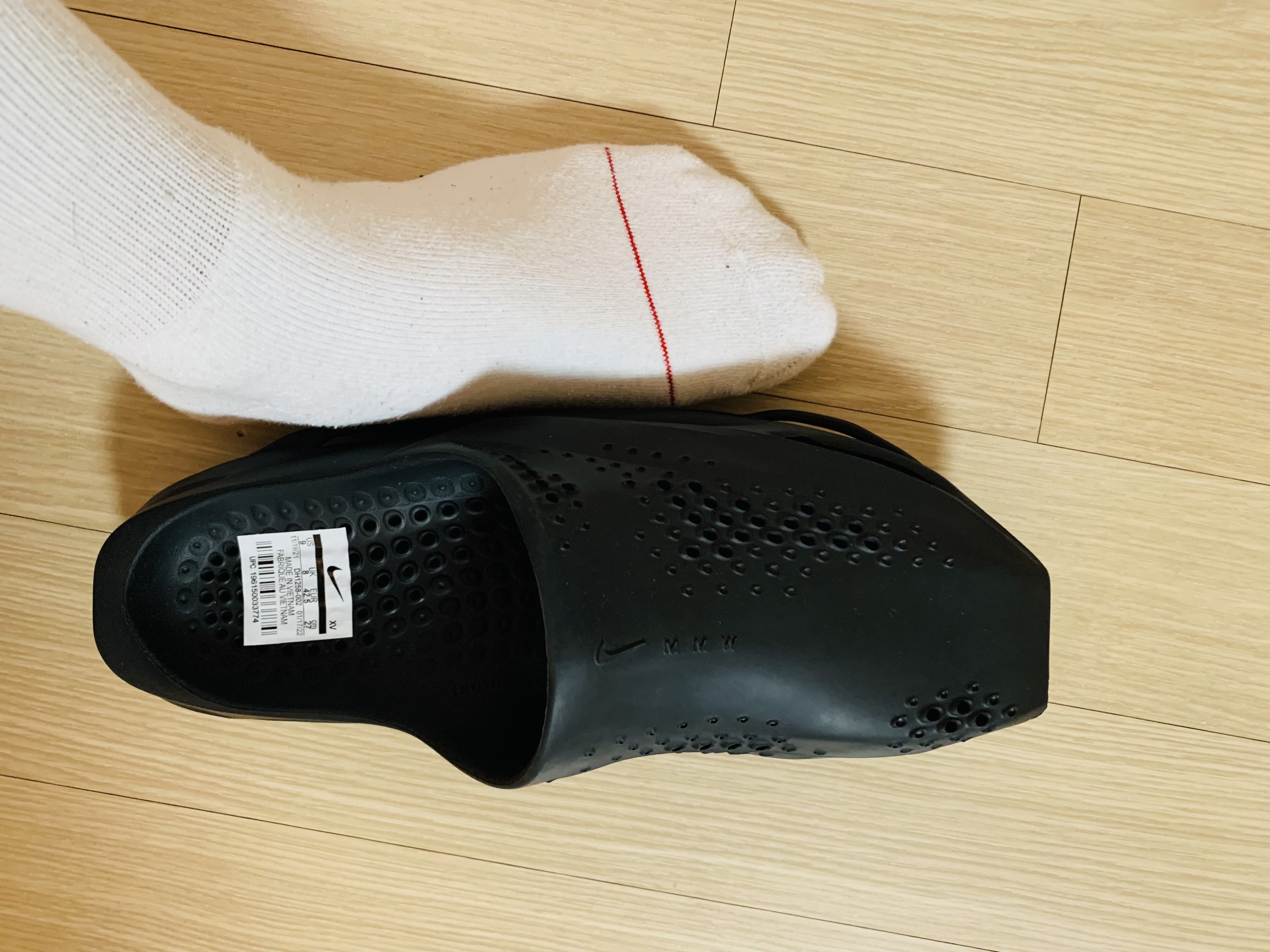 Nike x Matthew M Williams 005 Slide Black 착용 스타일 - 3