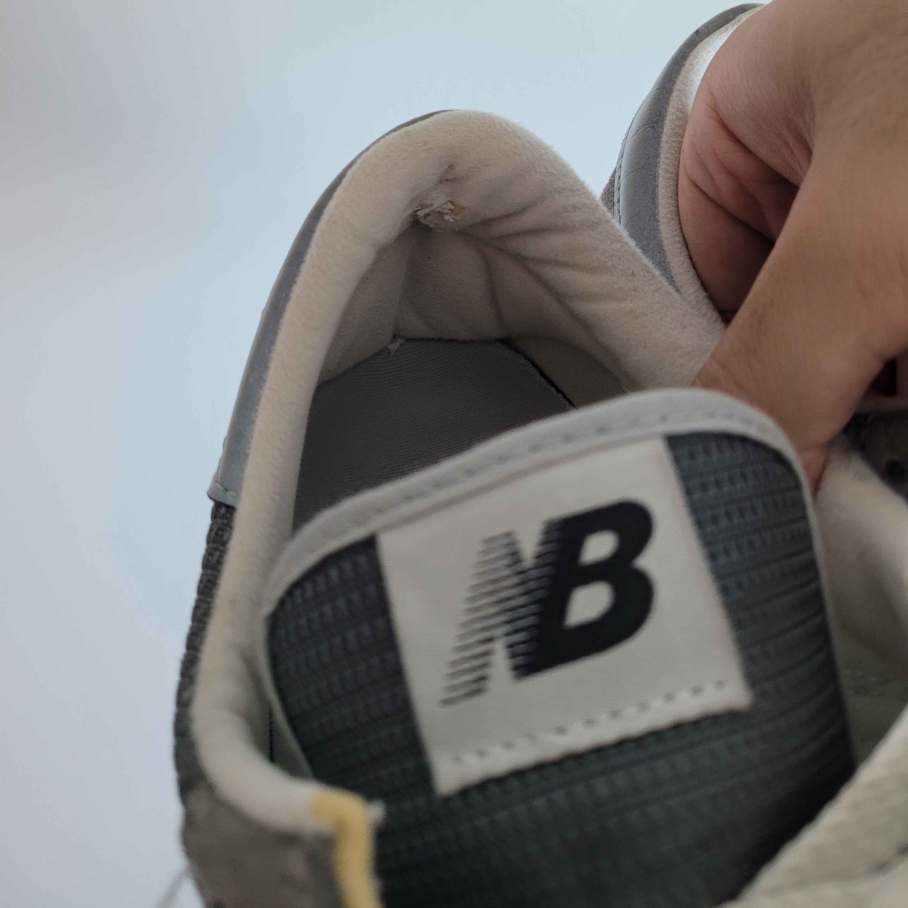 New Balance x Carhartt WIP 990v1 Made in USA Sculpture Center, New Balance 990 Made in USA Grey 착용 스타일 - 2