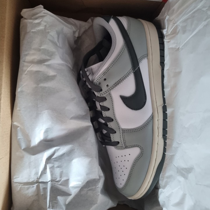 (W) Nike Dunk Low Light Smoke Grey 착용 스타일