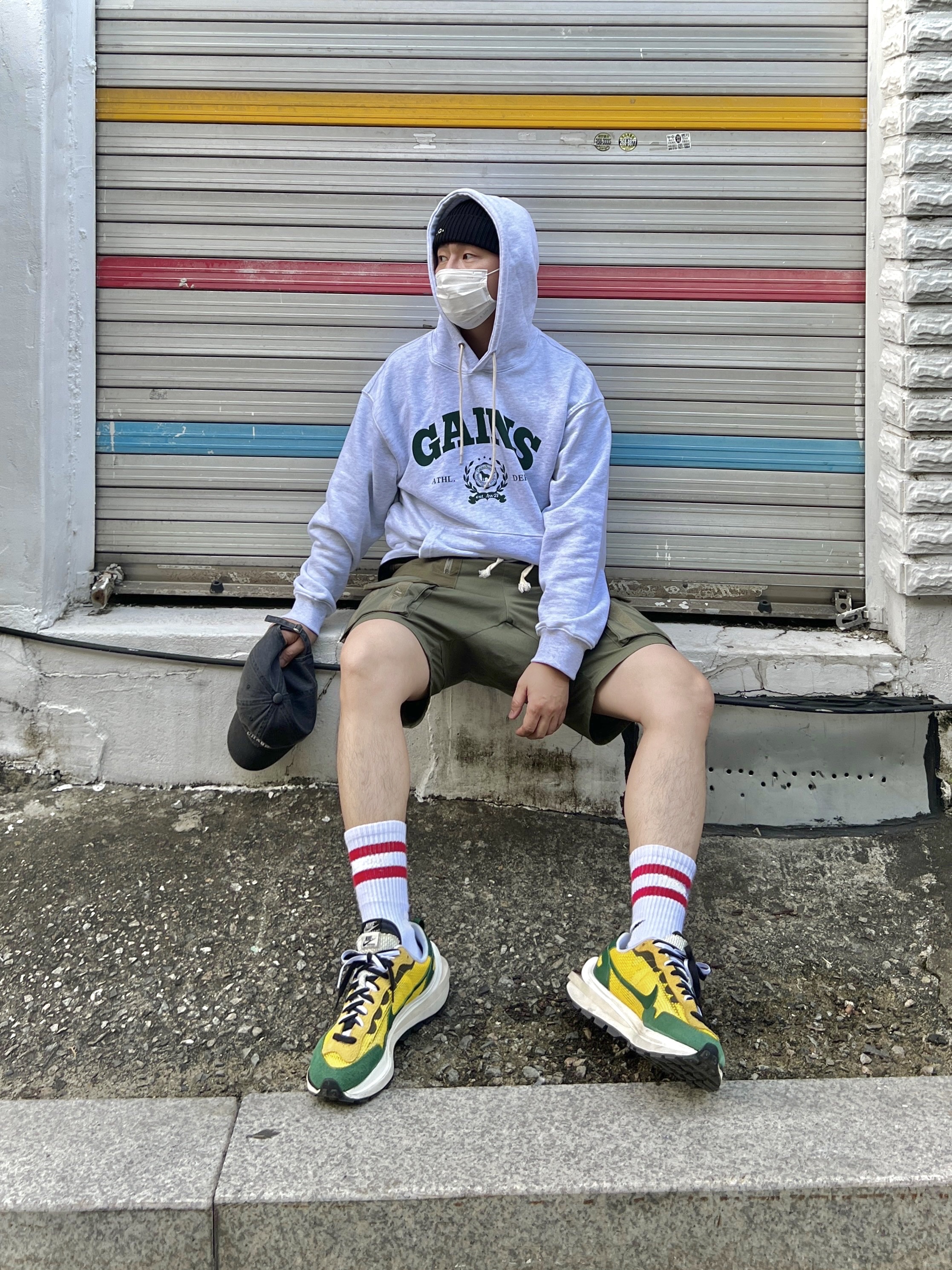 Nike x Sacai VaporWaffle Tour Yellow & Gorge Green Sail 착용 스타일 - 4
