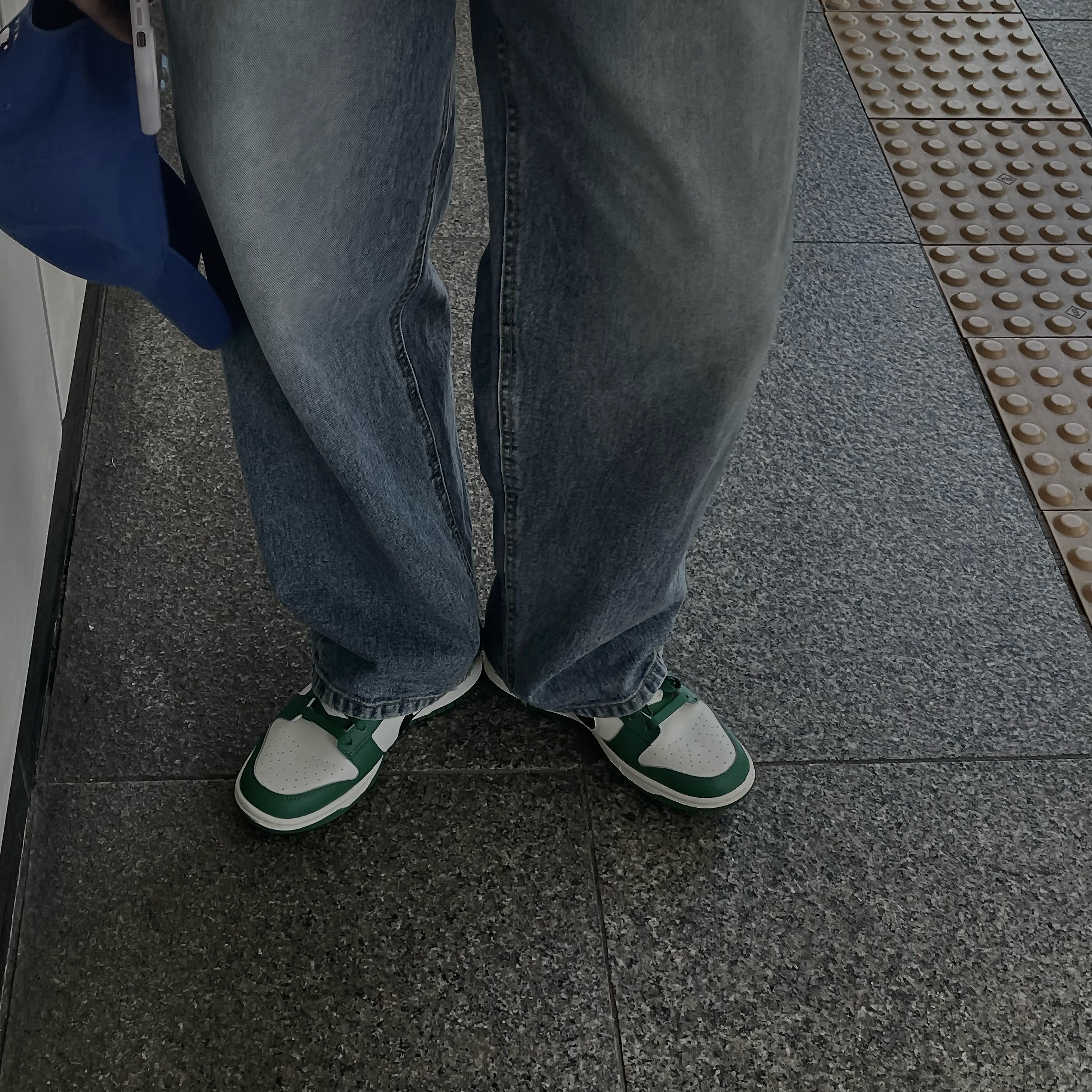 Nike Dunk Low Retro SE Jackpot Malachite 착용 스타일