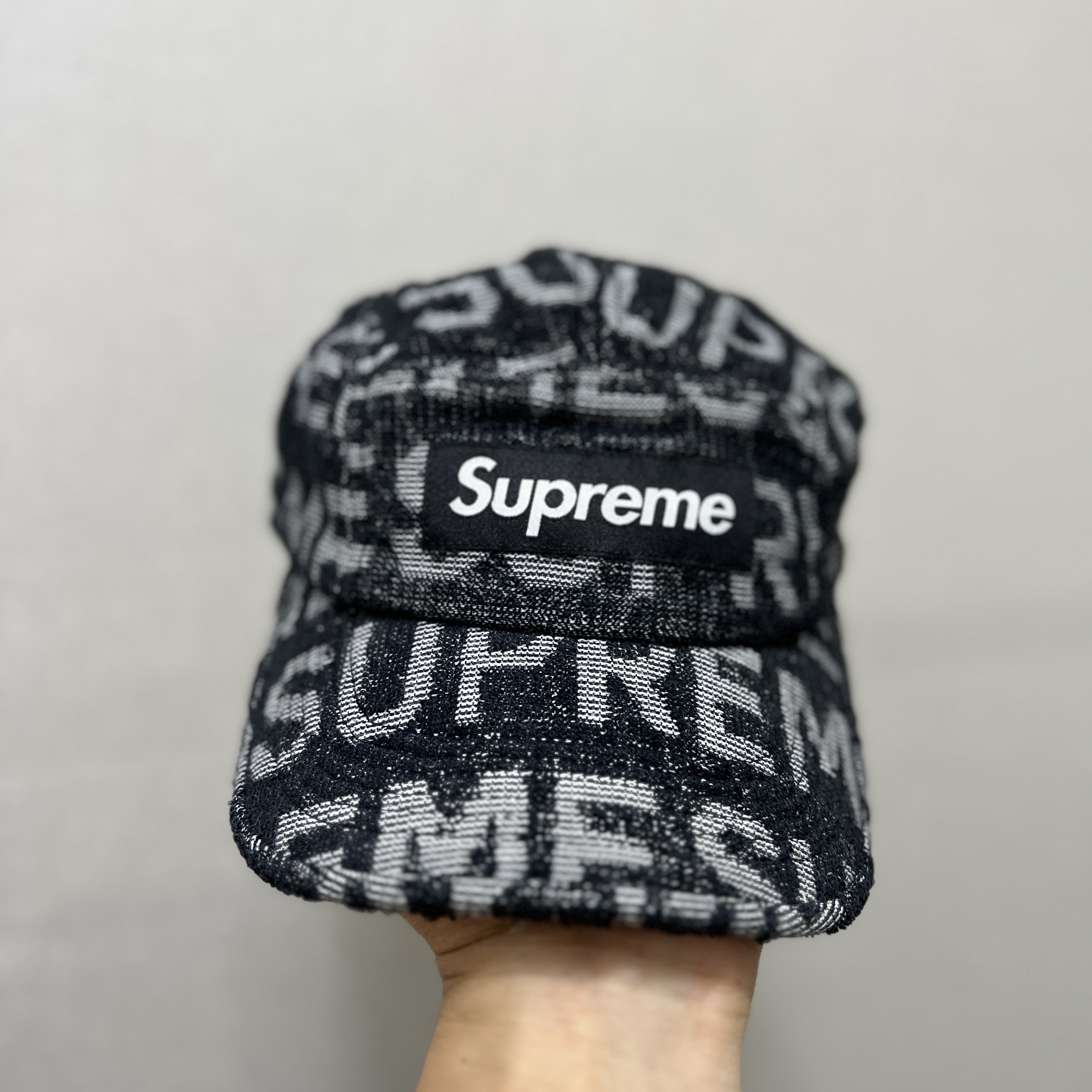 Supreme Terry Spellout Camp Cap Black - 22SS 착용 스타일 - 1