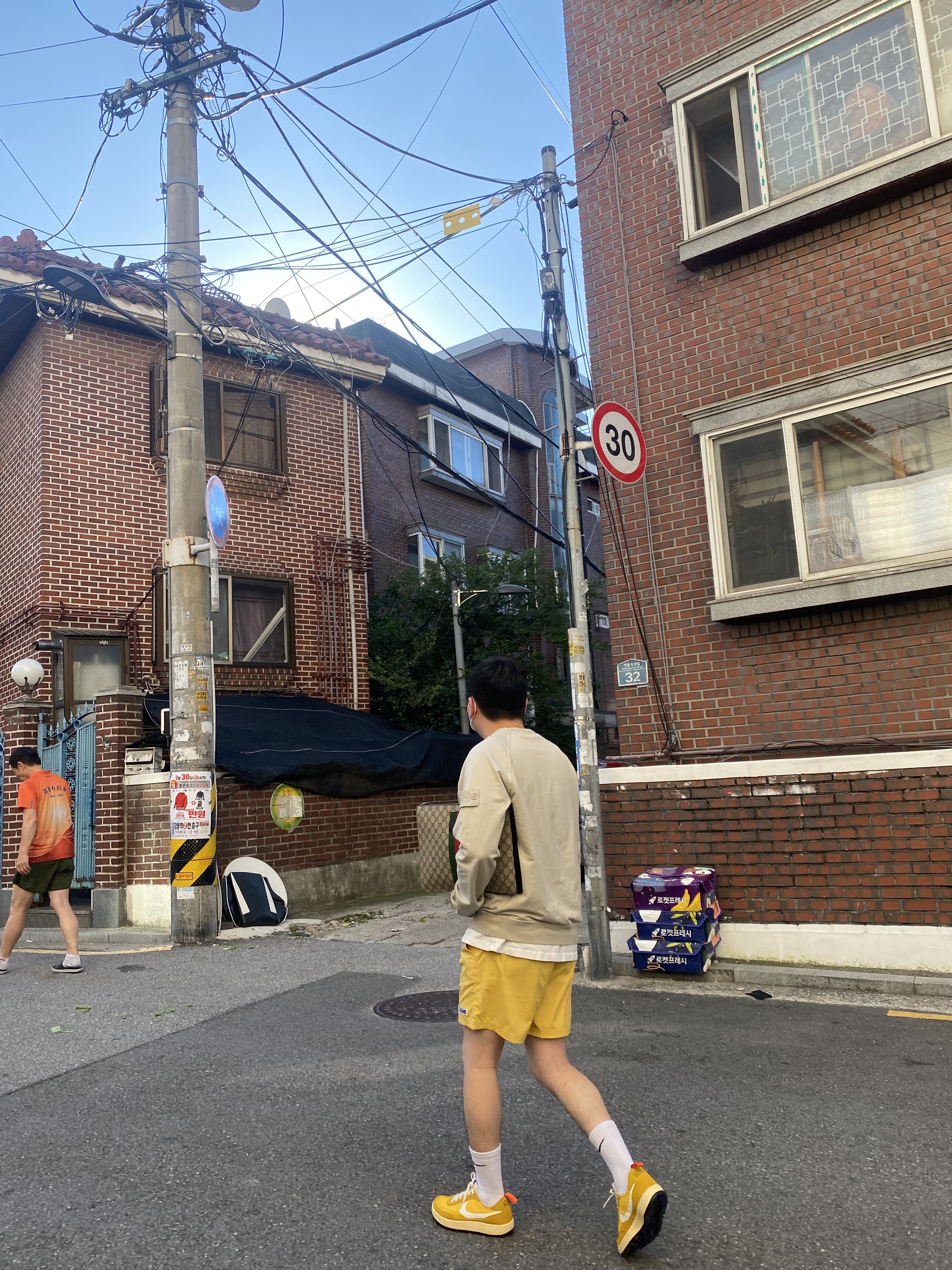 Nike x Tom Sachs General Purpose Shoe Archive, Stone Island 659F3 Ghost Piece Sweatshirt Beige - 21SS 착용 스타일
