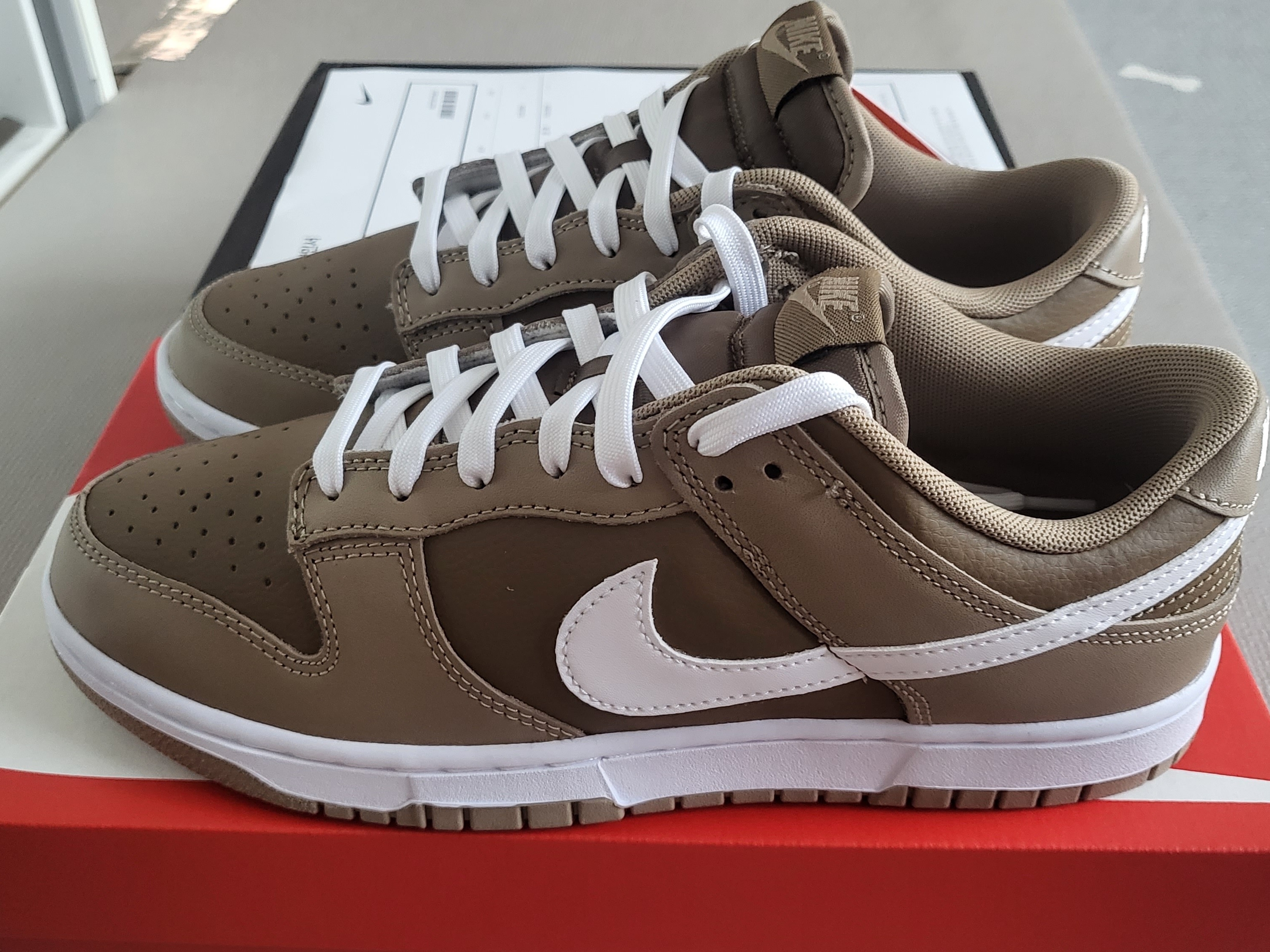 Nike Dunk Low Retro Khaki Hazel Rush 착용 스타일
