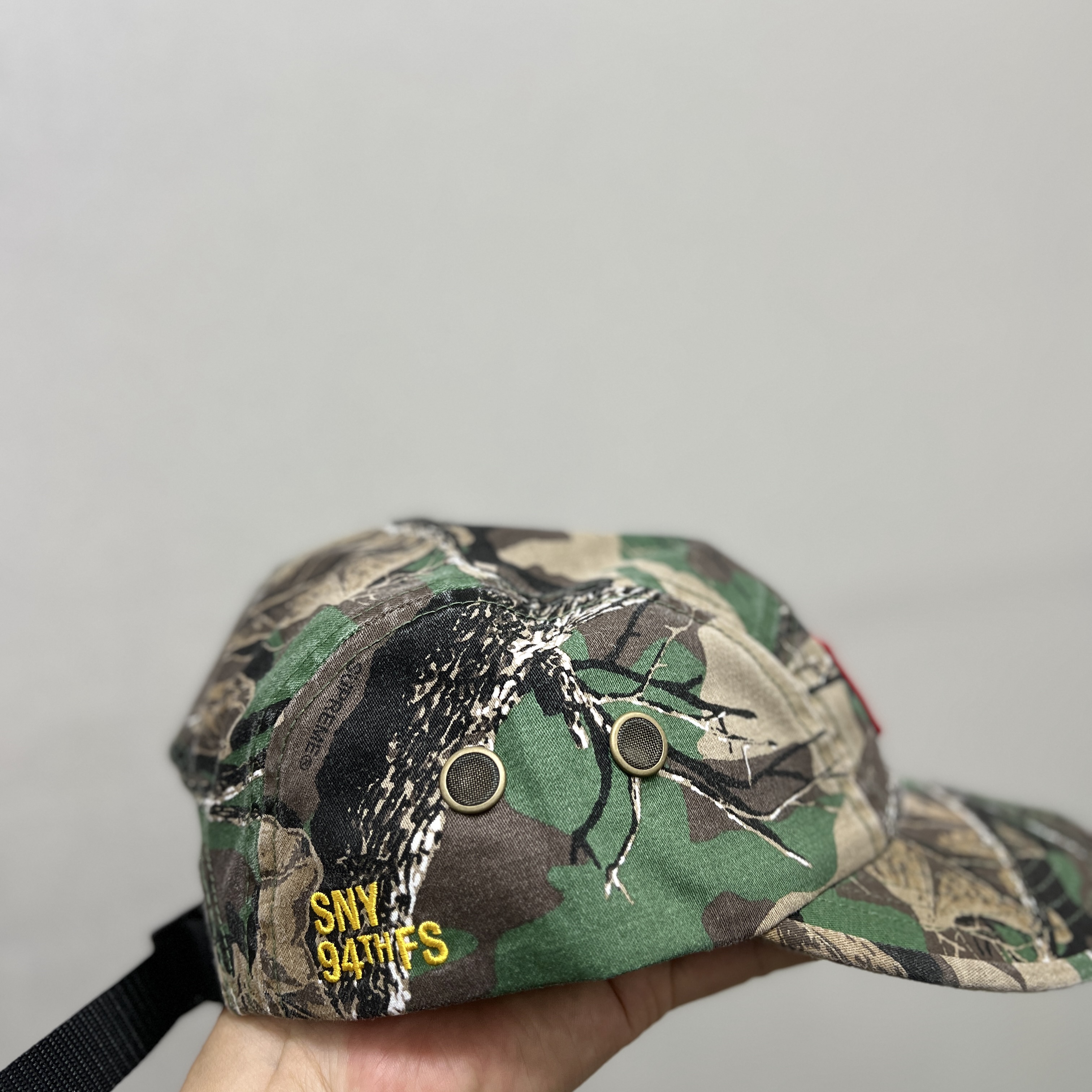 Supreme Military Camp Cap Branch Olive Camo - 22FW 착용 스타일 - 2