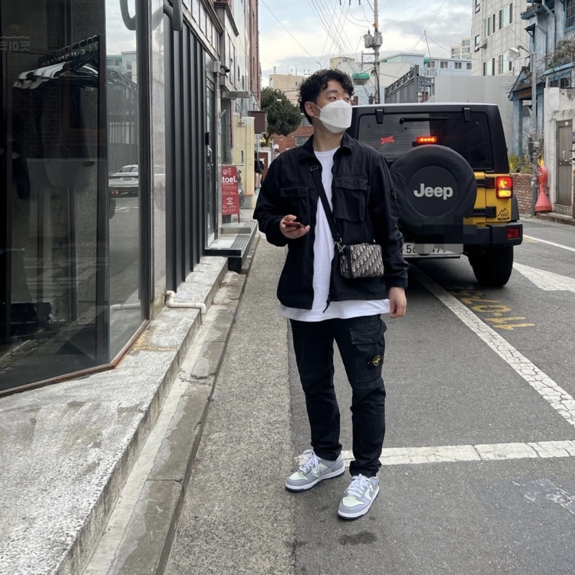 Stone Island 114WN T.CO+OLD Overshirt Black - 22SS, Stone Island 318L1 T.CO+OLD Cargo Pants Steel Grey - 21FW 착용 스타일