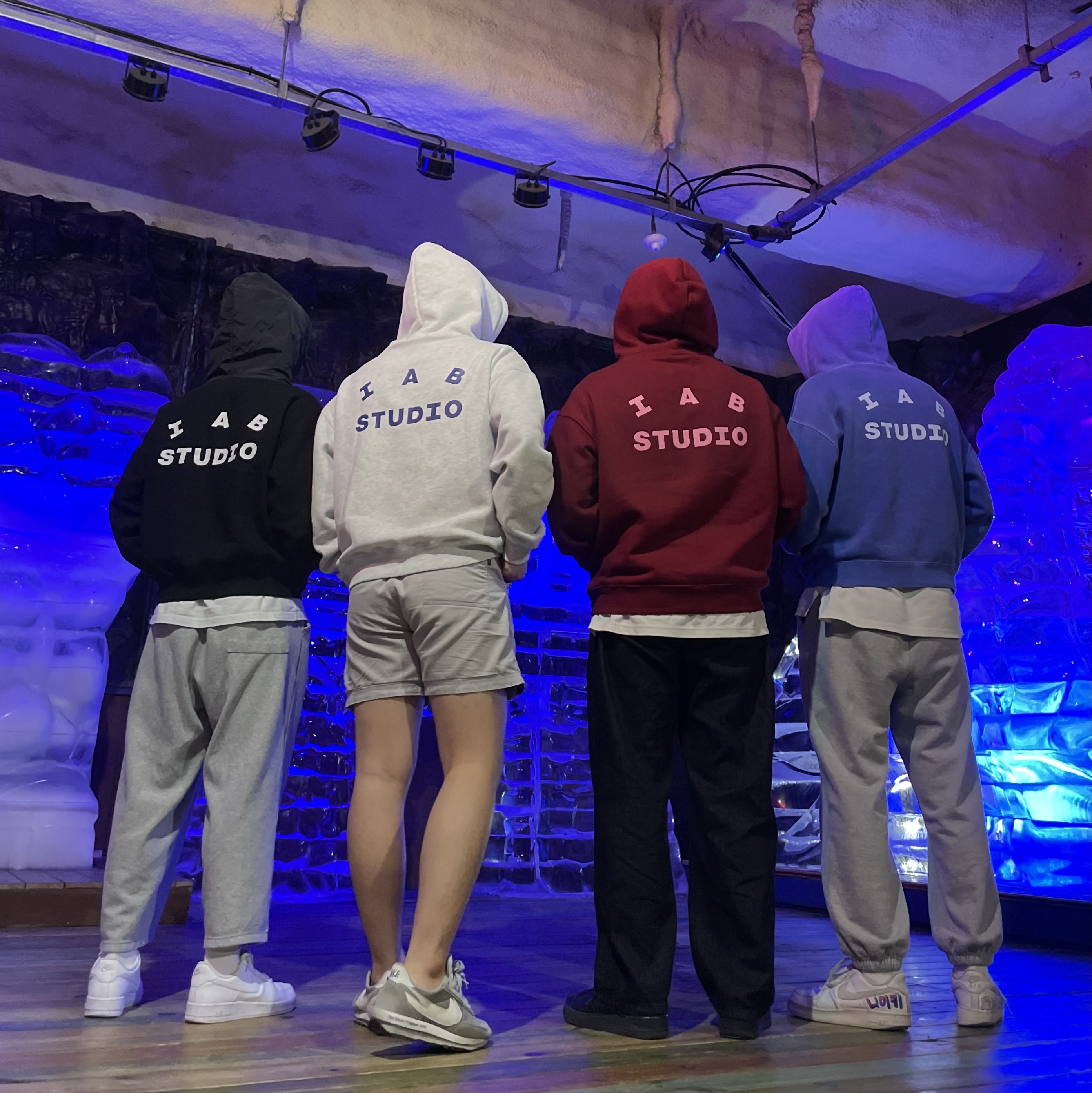 IAB Studio Pigment Hoodie Royal Blue - 22FW, IAB Studio Hoodie Light Gray 착용 스타일