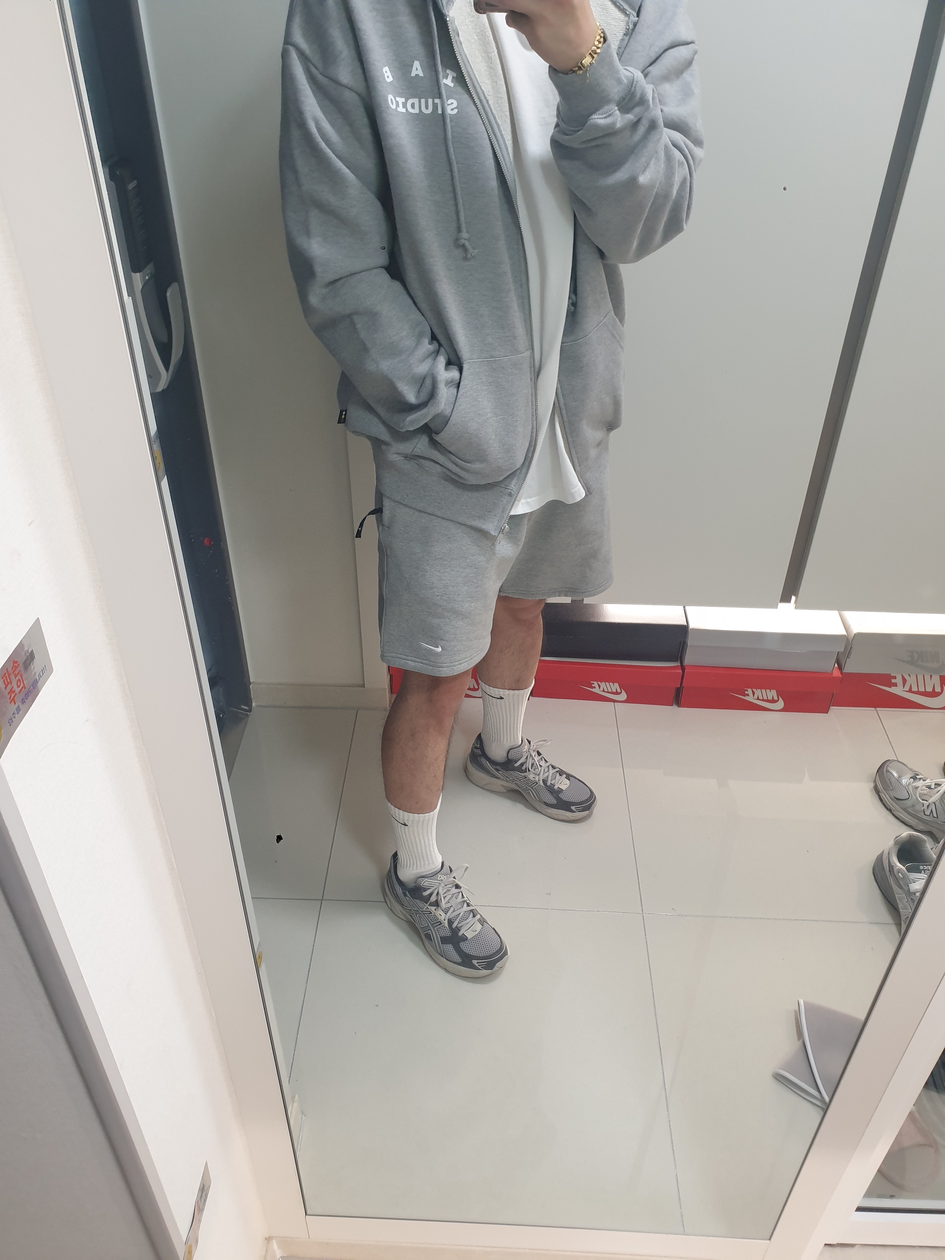 IAB Studio Zip-Up Hoodie Gray - 22FW, Asics Gel-1130 Oyster Grey Clay Grey 착용 스타일
