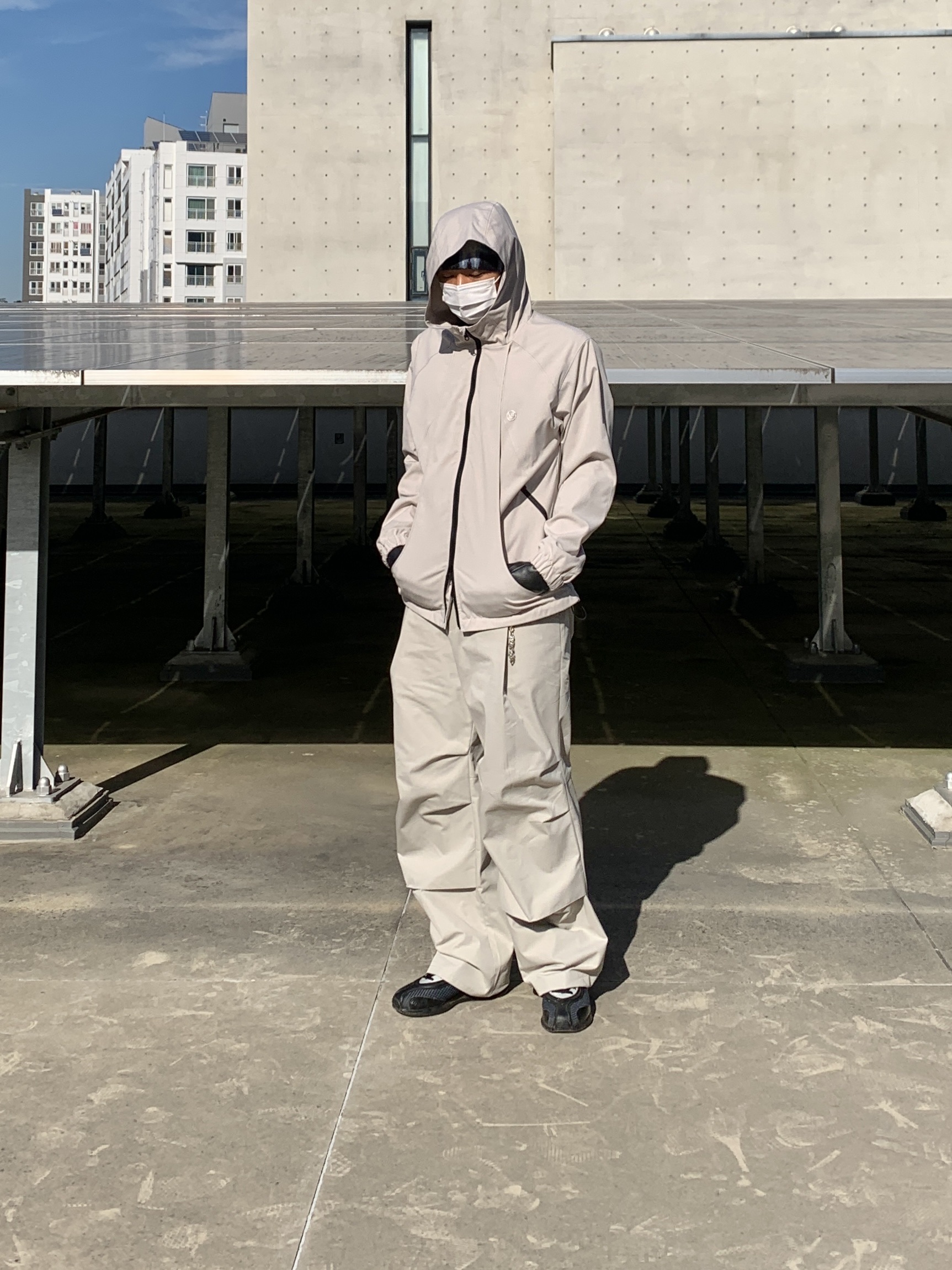 Asics x Kiko Kostadinov Gel-Sokat 2 Carrier Grey 착용 스타일 - 3