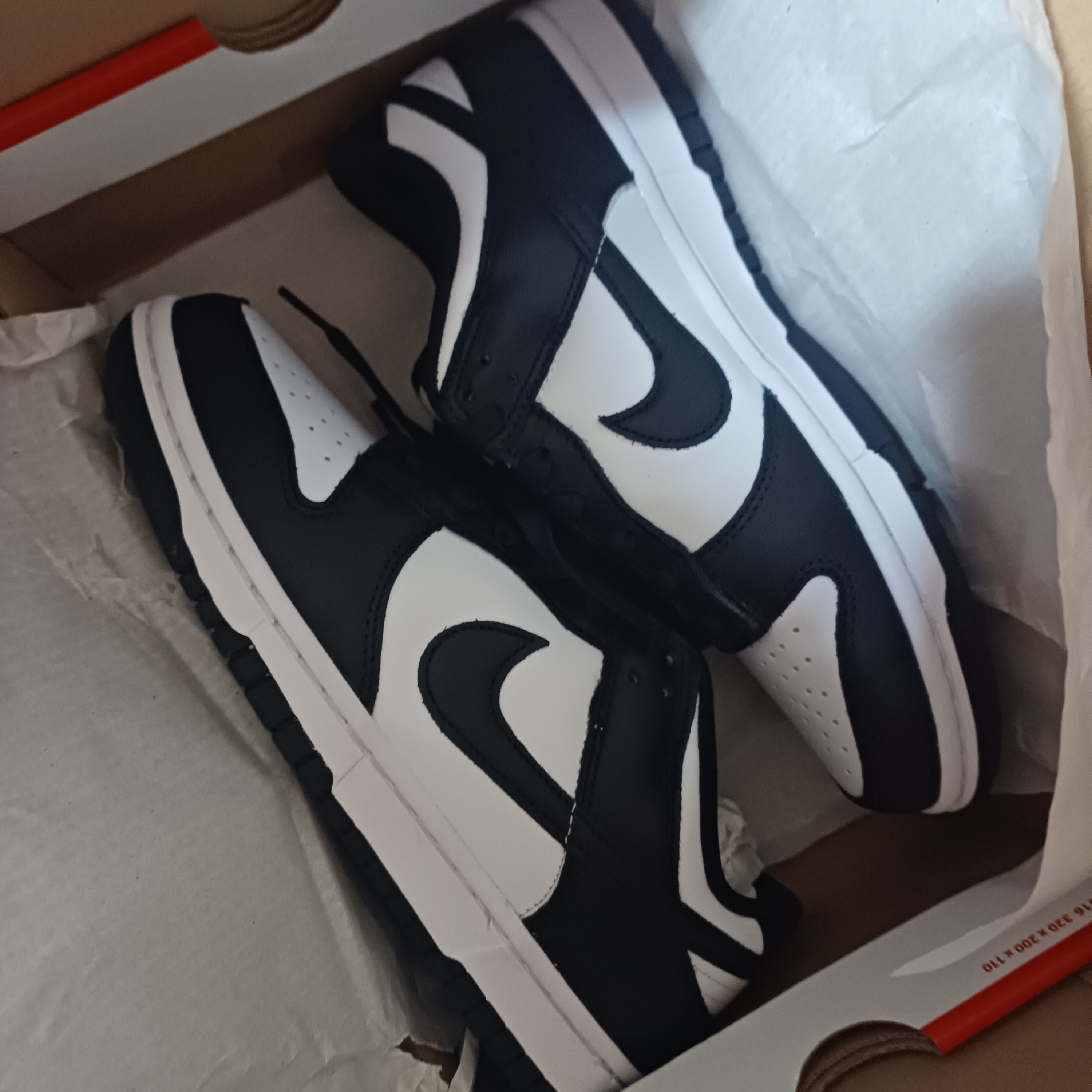 Nike Dunk Low Retro Black 착용 스타일