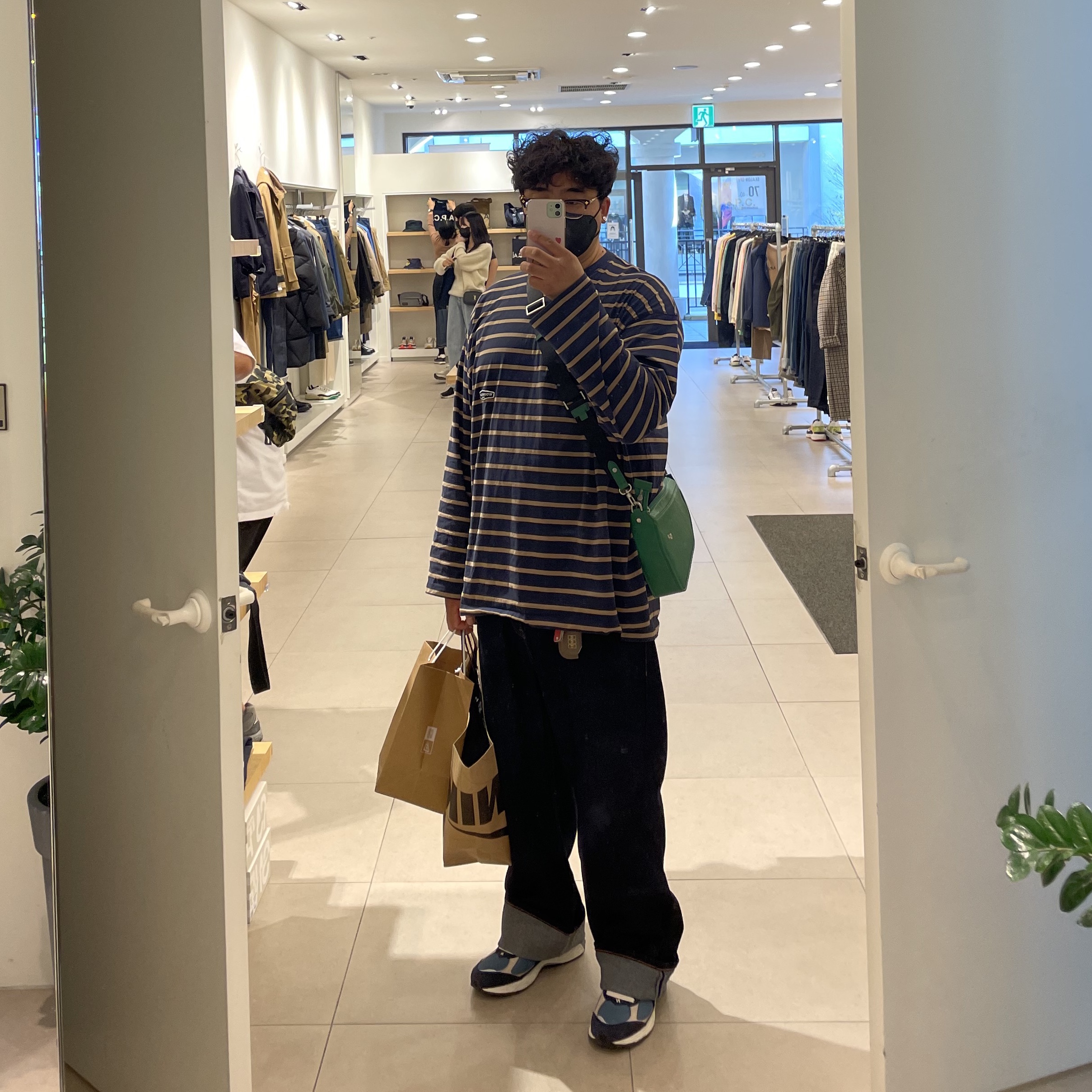 New Balance 2002R Dark Navy, Wooyoungmi Long Sleeve Stripe Back Logo T-Shirt Navy Khaki - 21SS 착용 스타일