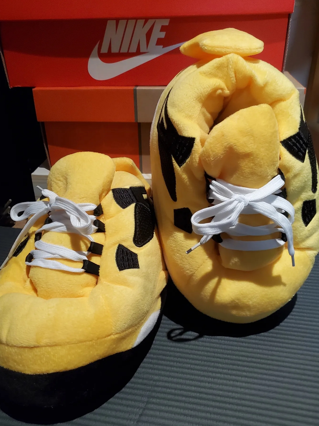 Jordan 4 Retro Tour Yellow 착용 스타일 - 4