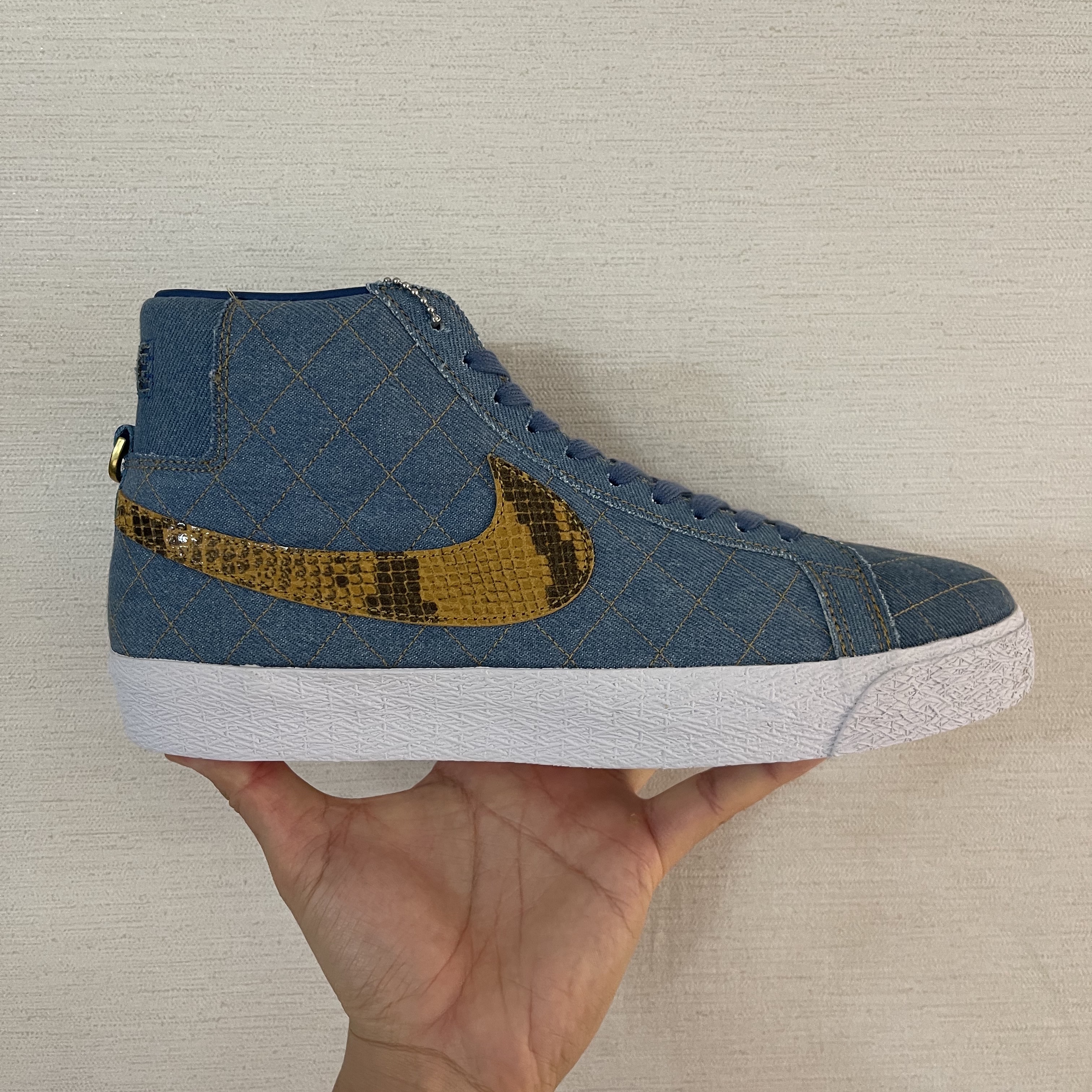 Nike x Supreme SB Zoom Blazer Mid QS 2 Industrial Blue 착용 스타일