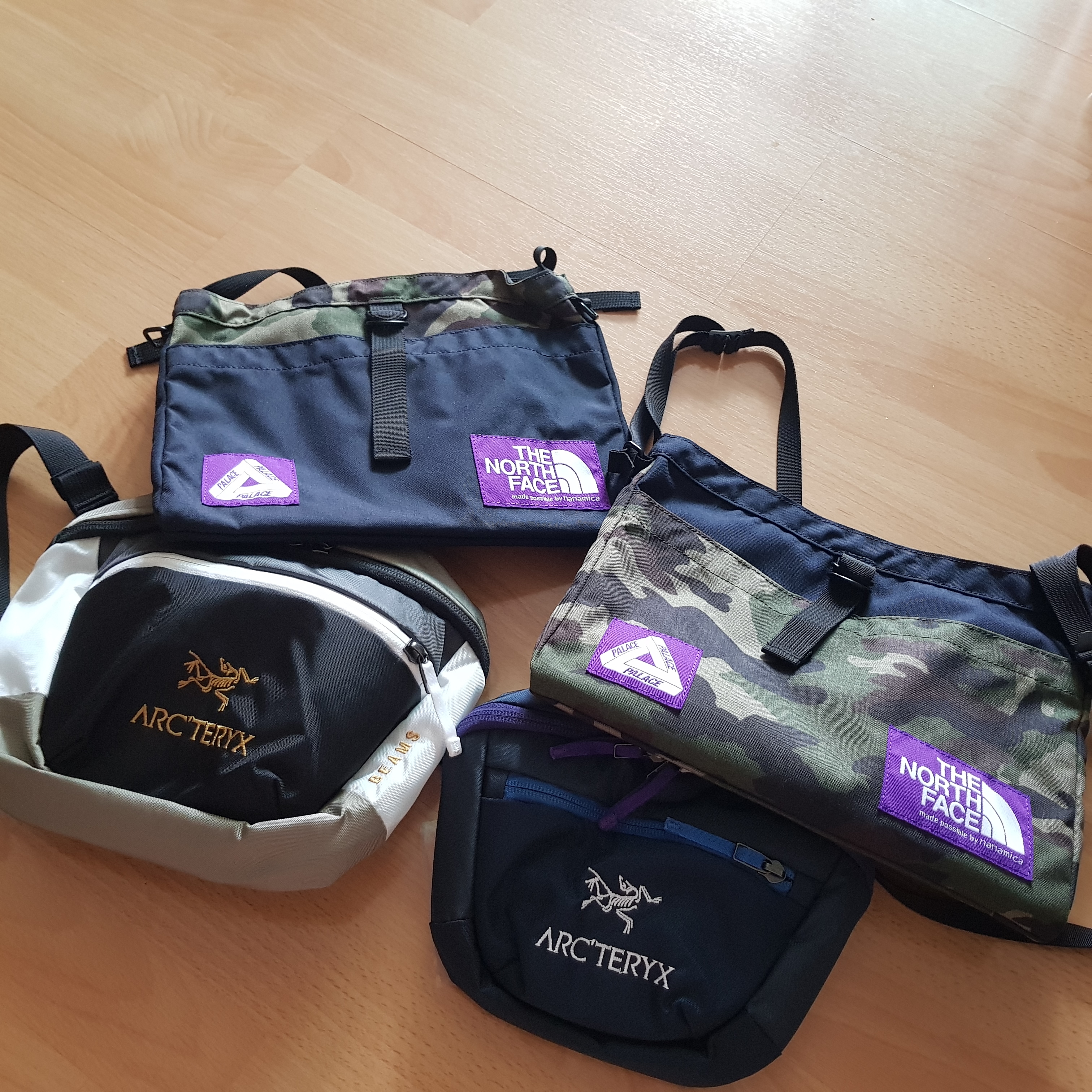 Palace x The North Face Purple Label Cordura Nylon Shoulder Bag Navy, Palace x The North Face Purple Label Cordura Nylon Shoulder Bag Camo 착용 스타일