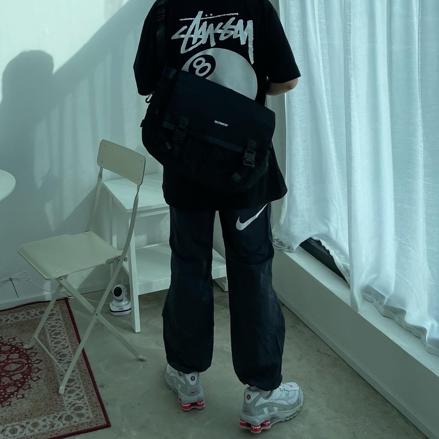 Stussy 8 Ball T-Shirt Black - 21SS, Nike x Stussy Beach Pants Off Noir 착용 스타일 - 2