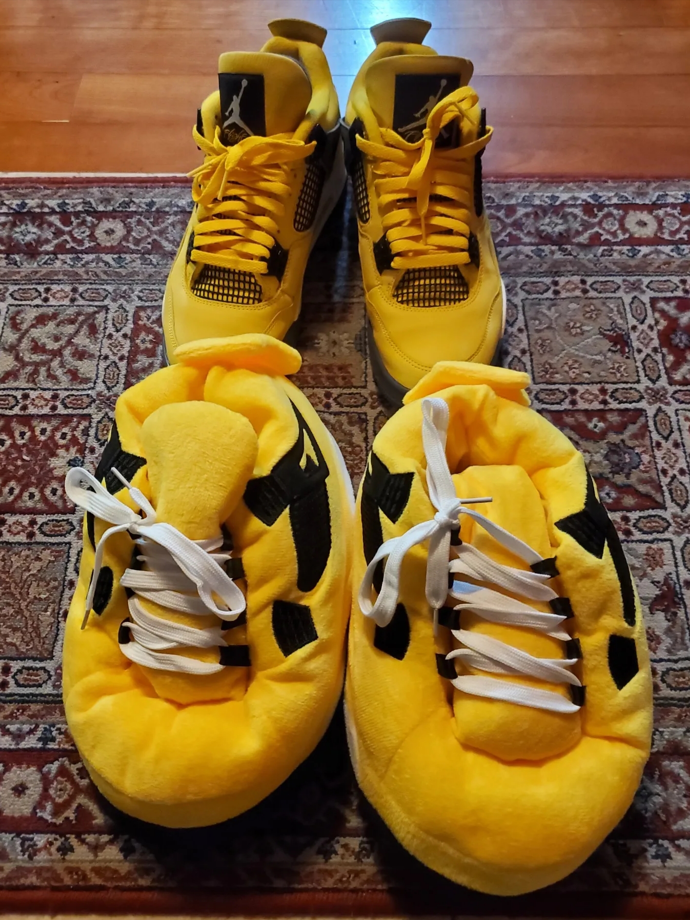 Jordan 4 Retro Tour Yellow 착용 스타일 - 1