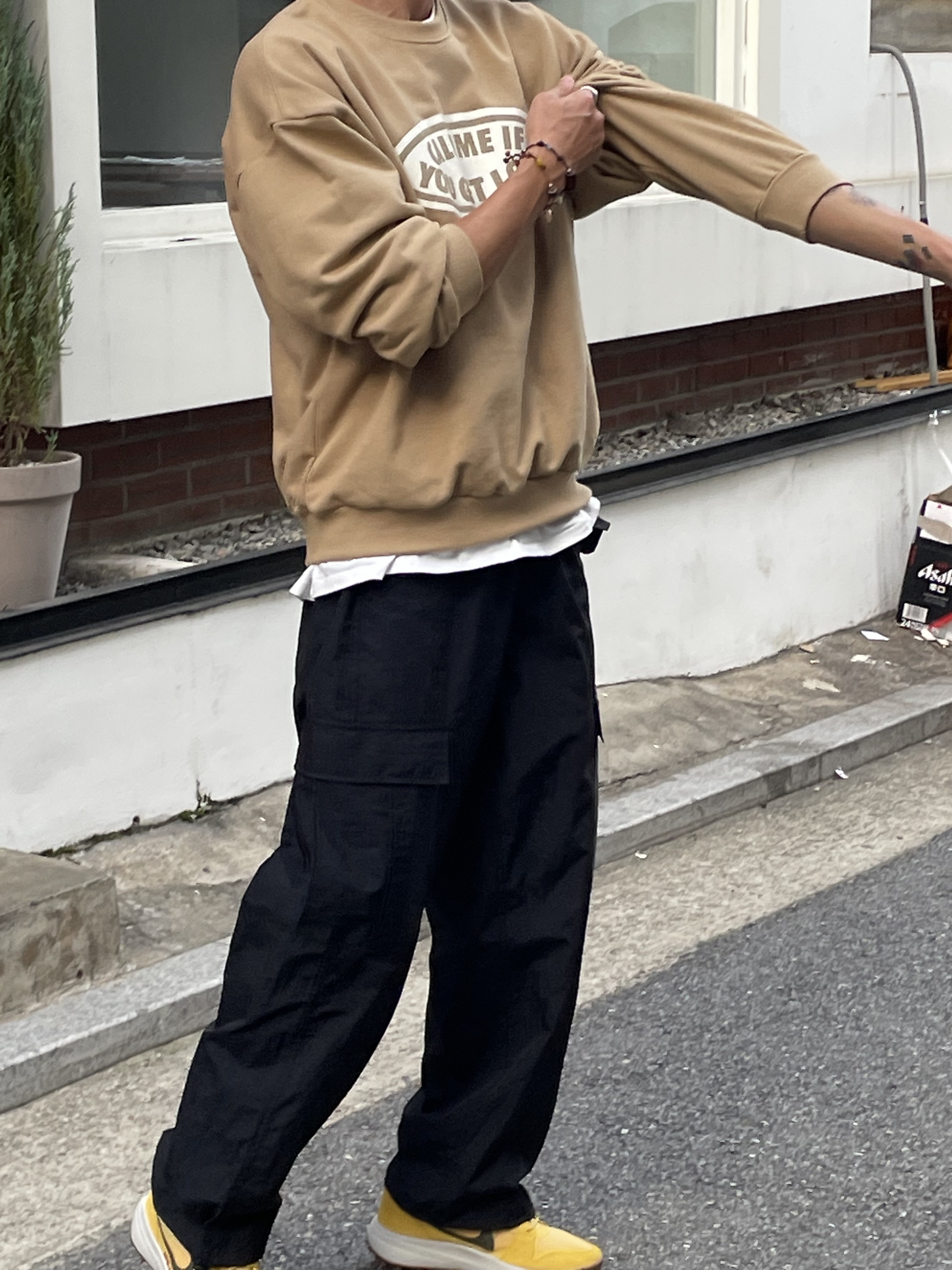 Nike ACG Lowcate Solar Flare 착용 스타일 - 4