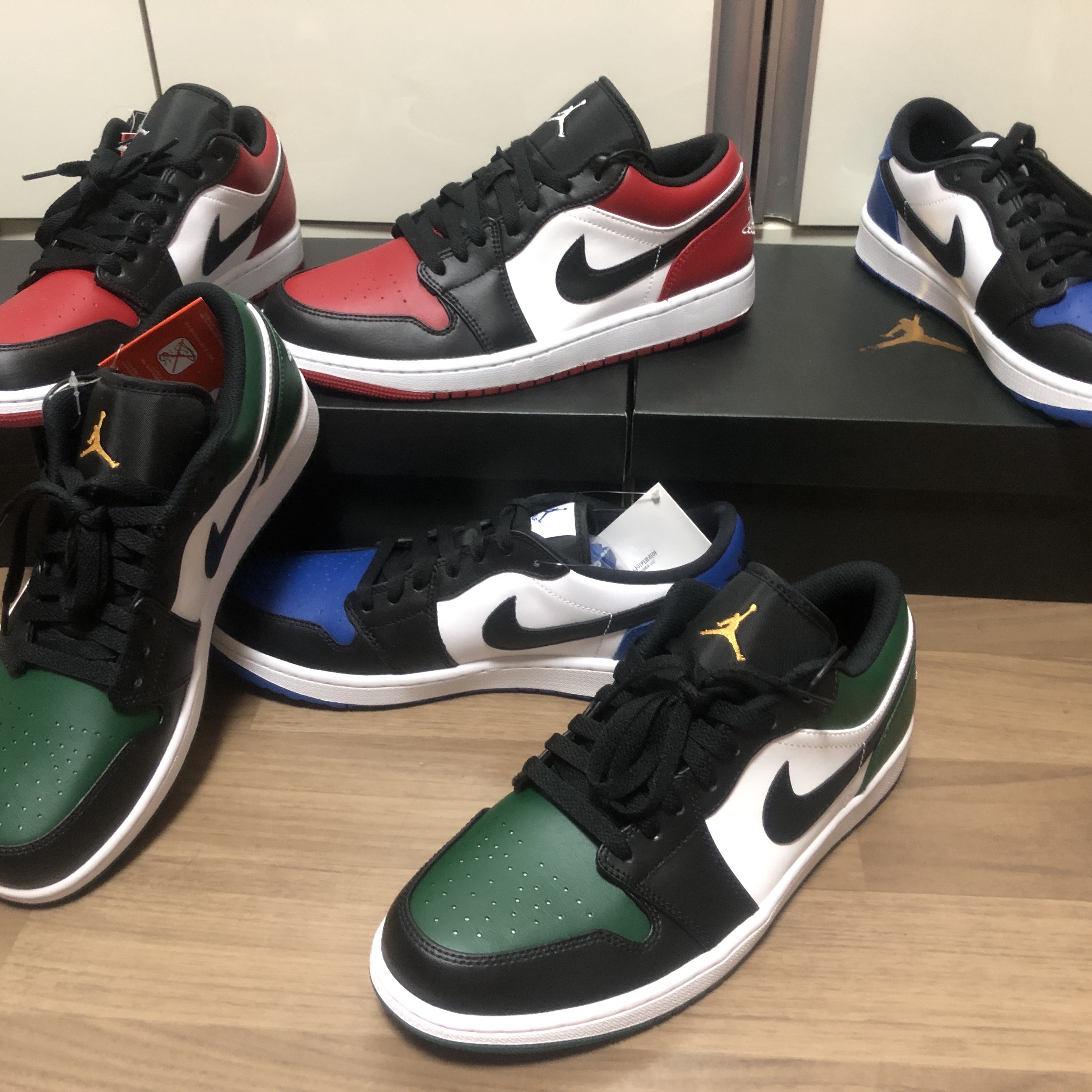 Jordan 1 Low Bred Toe, Jordan 1 Low Golf Sport Royal 착용 스타일 - 4