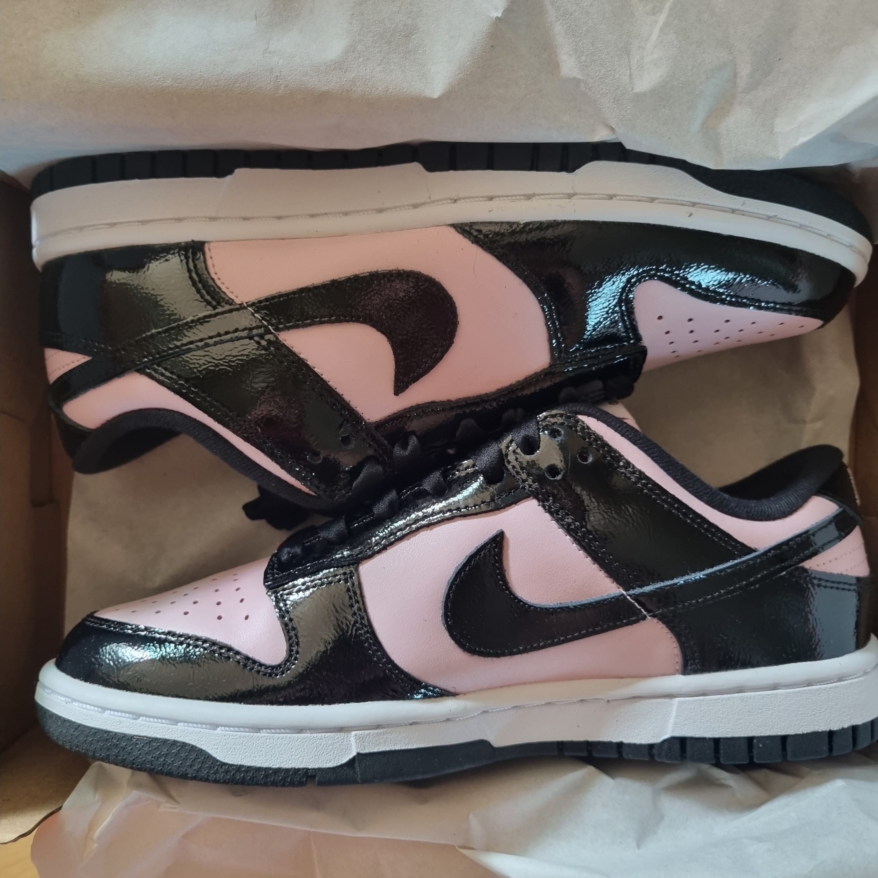 (W) Nike Dunk Low Essential Pink Foam Black 착용 스타일