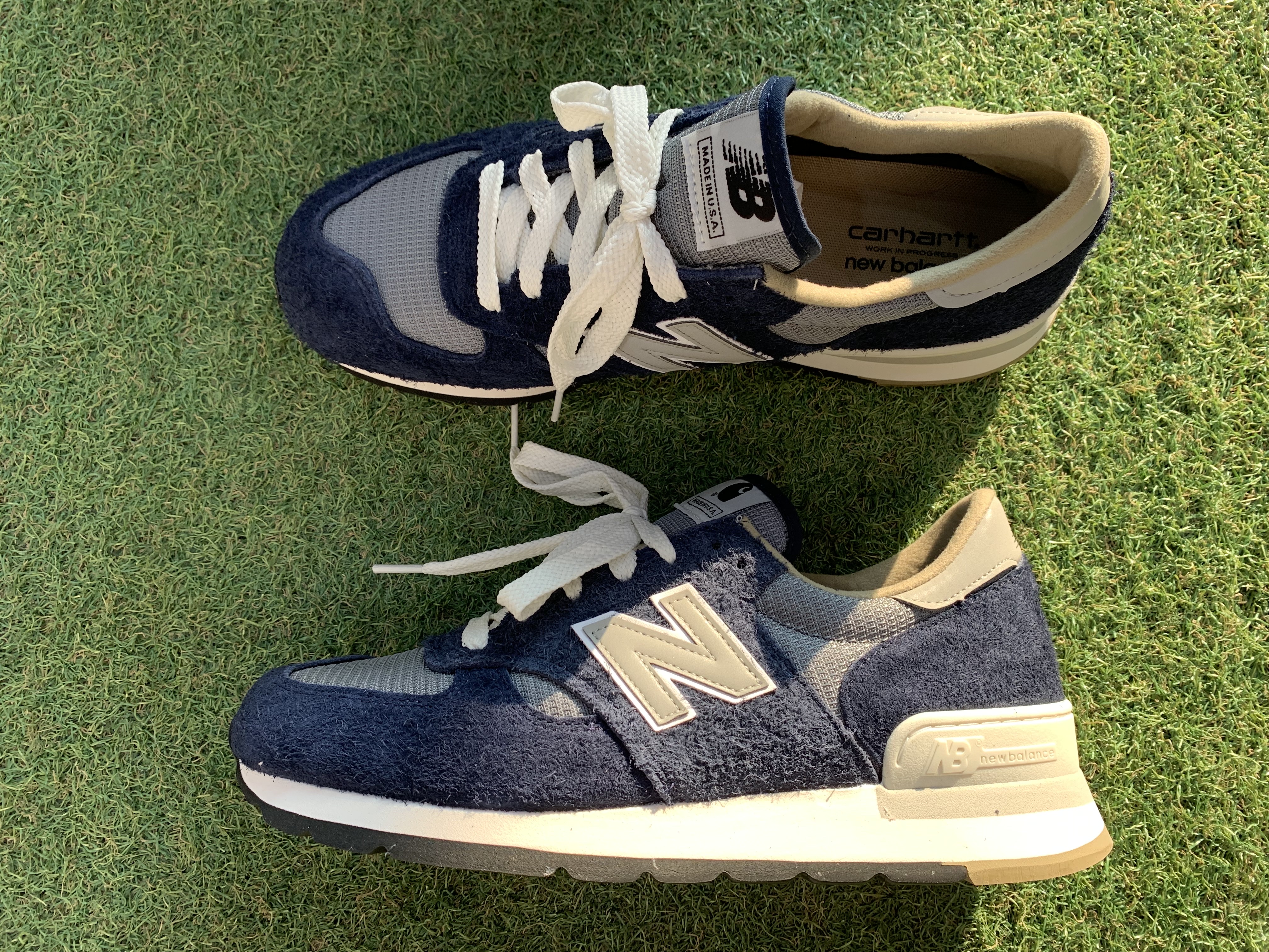 New Balance x Carhartt WIP 990v1 Made in USA Sculpture Center 착용 스타일 - 2