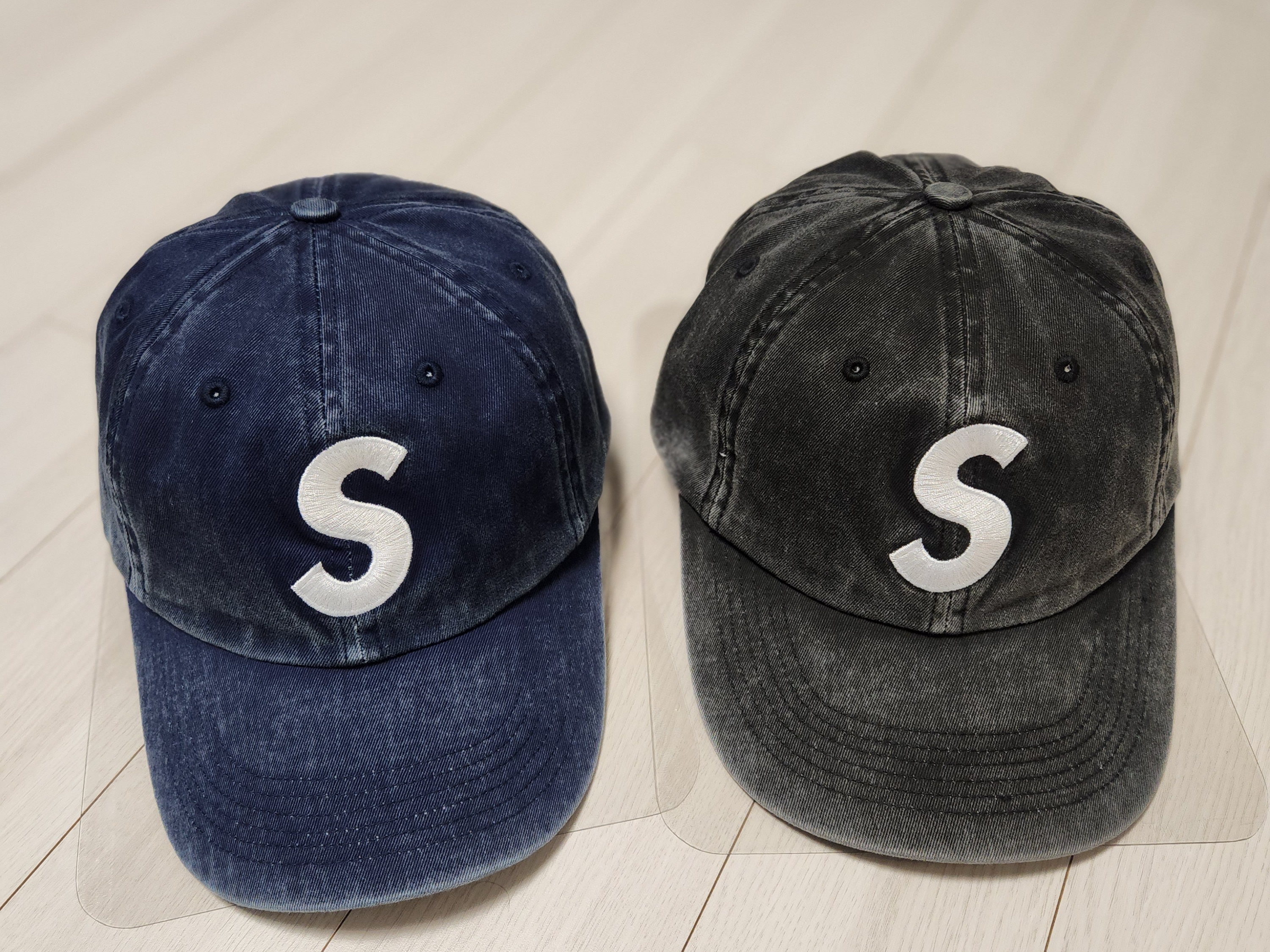 Supreme Pigment Print S Logo 6-Panel Black - 22FW, Supreme Pigment Print S Logo 6-Panel Indigo - 22FW 착용 스타일